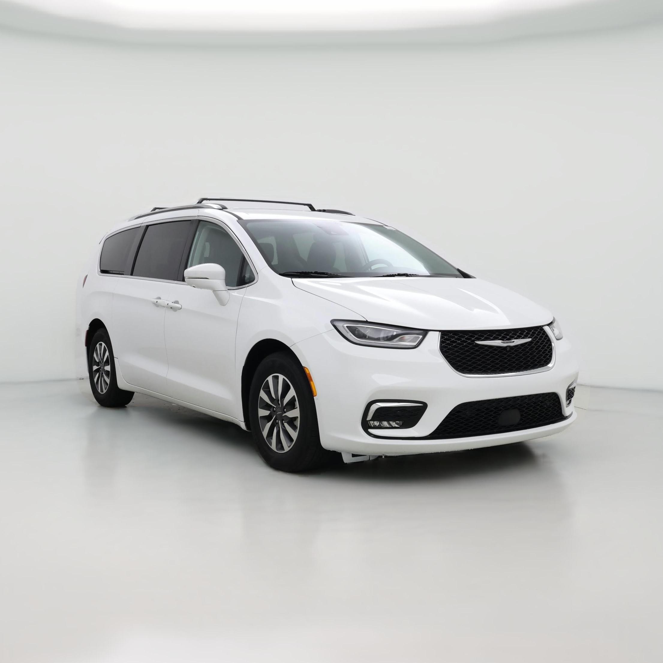 Thumbnail: 2022 Chrysler Pacifica - 1
