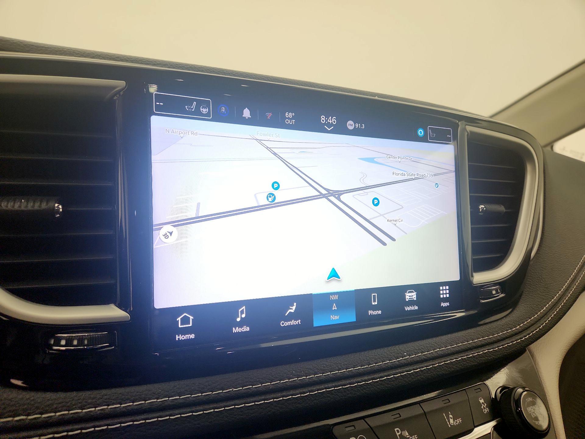 Thumbnail: 2022 Chrysler Pacifica - 14