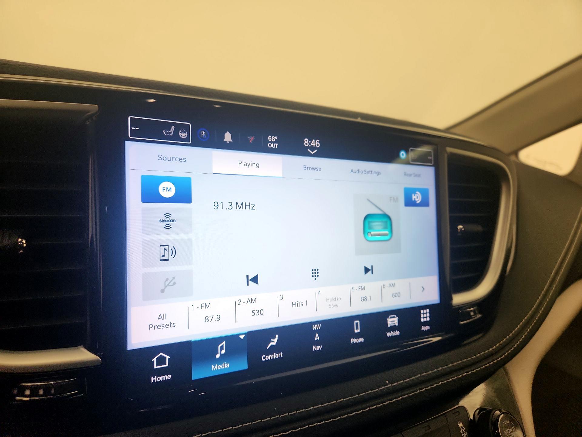 Thumbnail: 2022 Chrysler Pacifica - 16