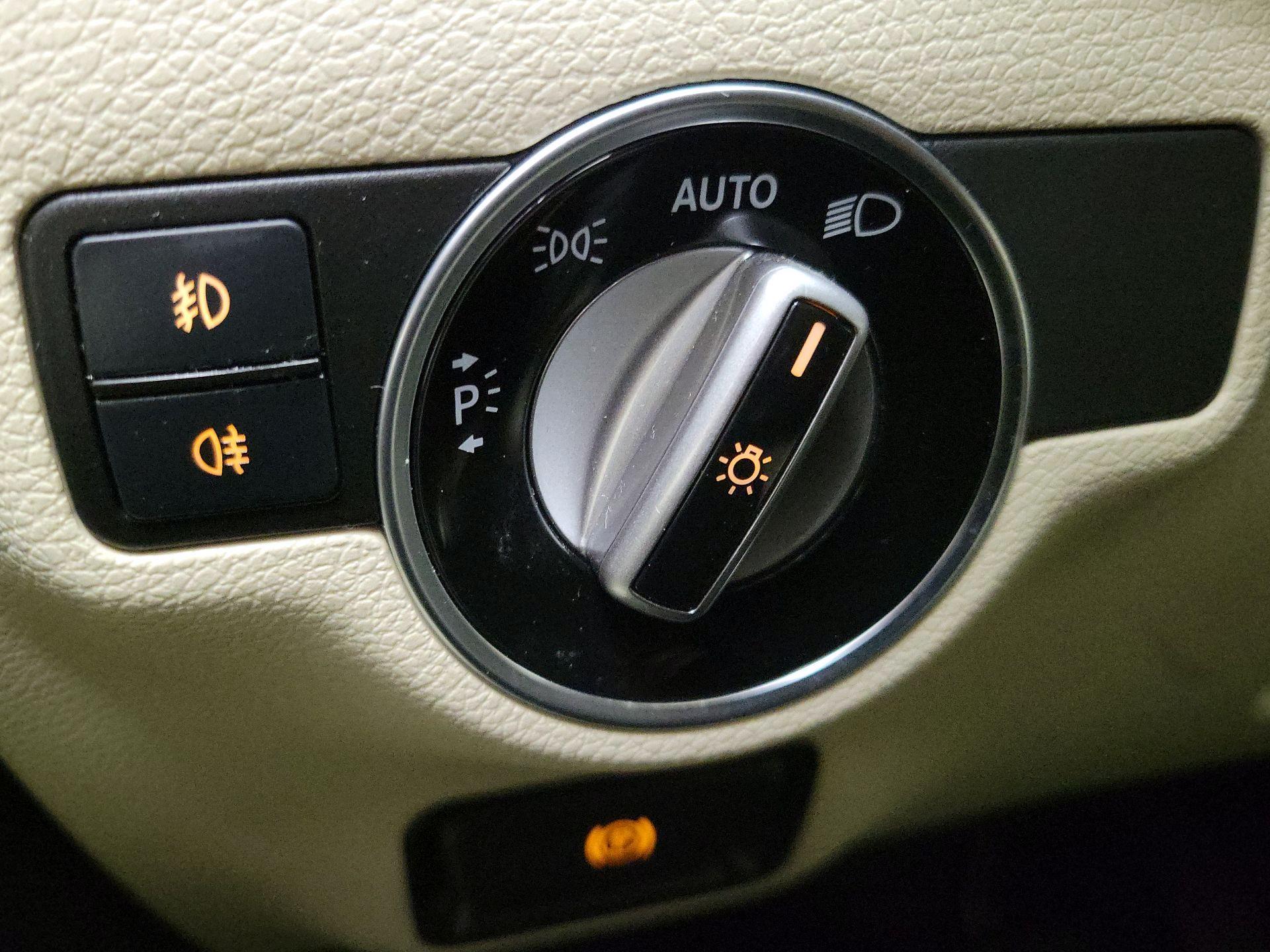 Thumbnail: 2019 Mercedes-Benz GLA - 13