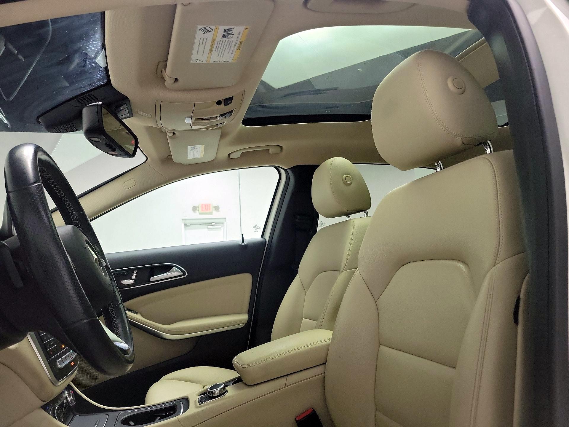 Thumbnail: 2019 Mercedes-Benz GLA - 19