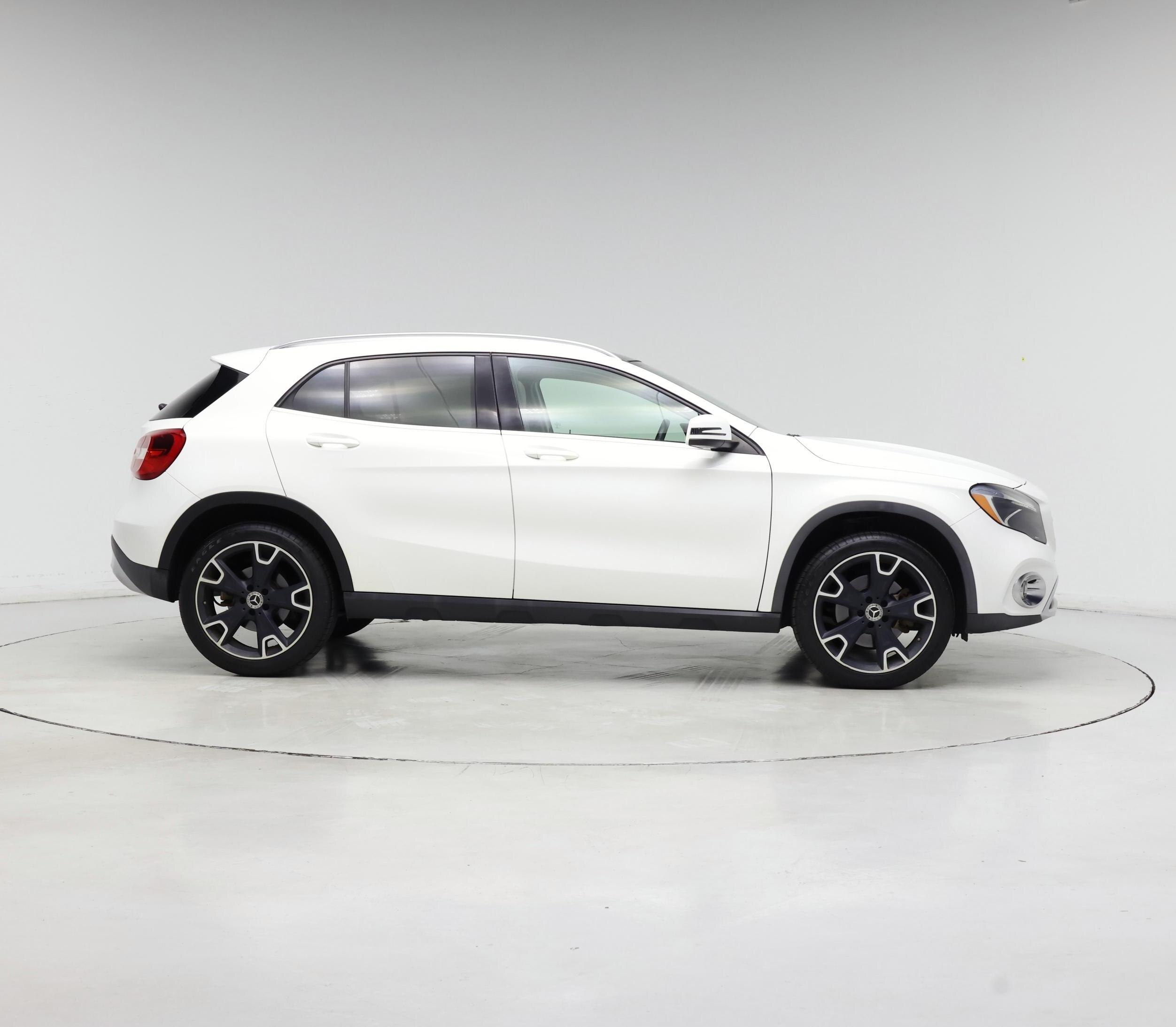 Thumbnail: 2019 Mercedes-Benz GLA - 7