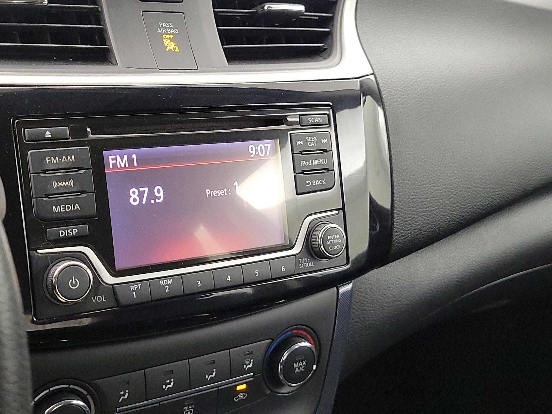 Thumbnail: 2017 Nissan Sentra - 15