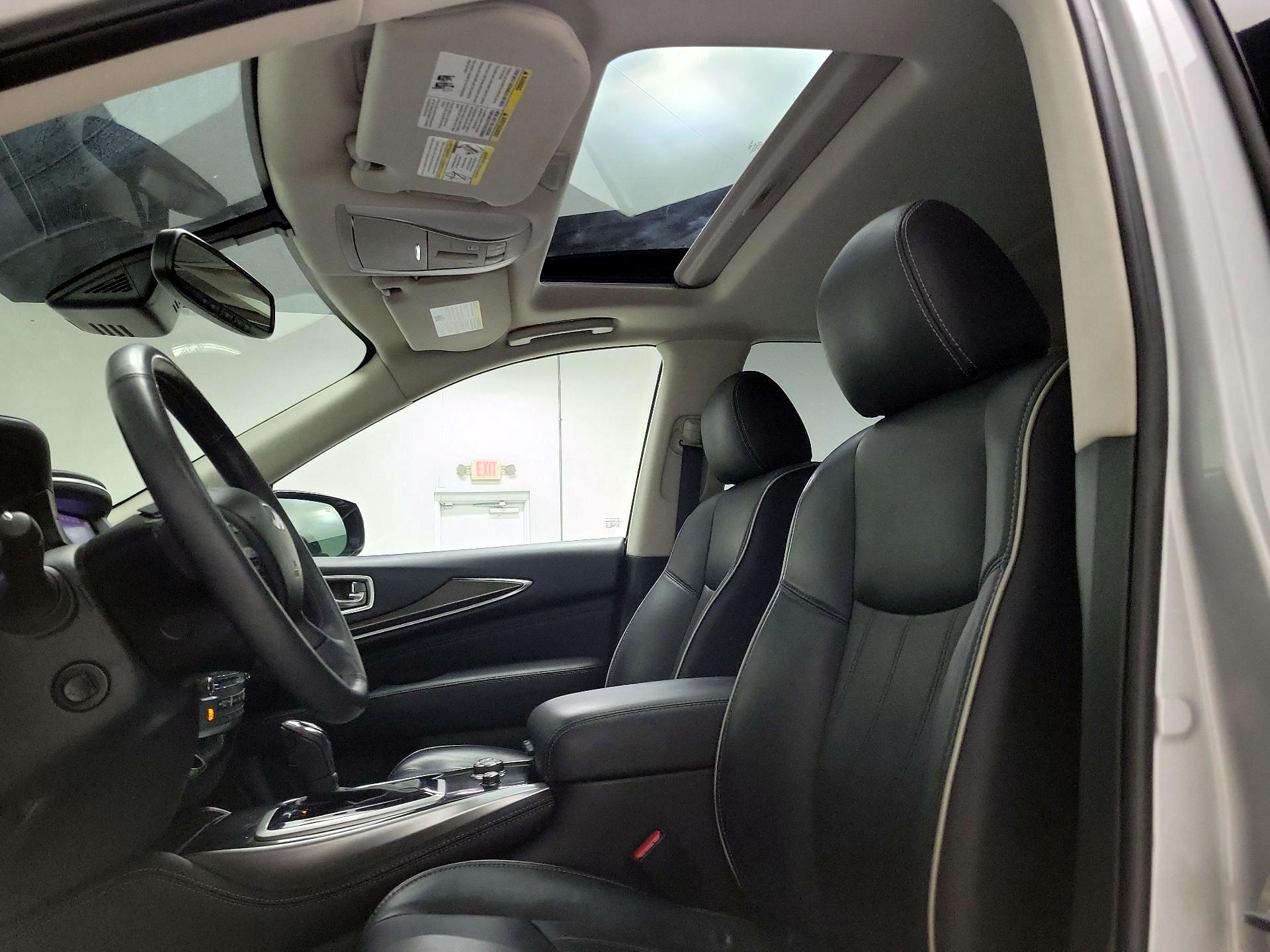 Thumbnail: 2019 INFINITI QX60 - 20