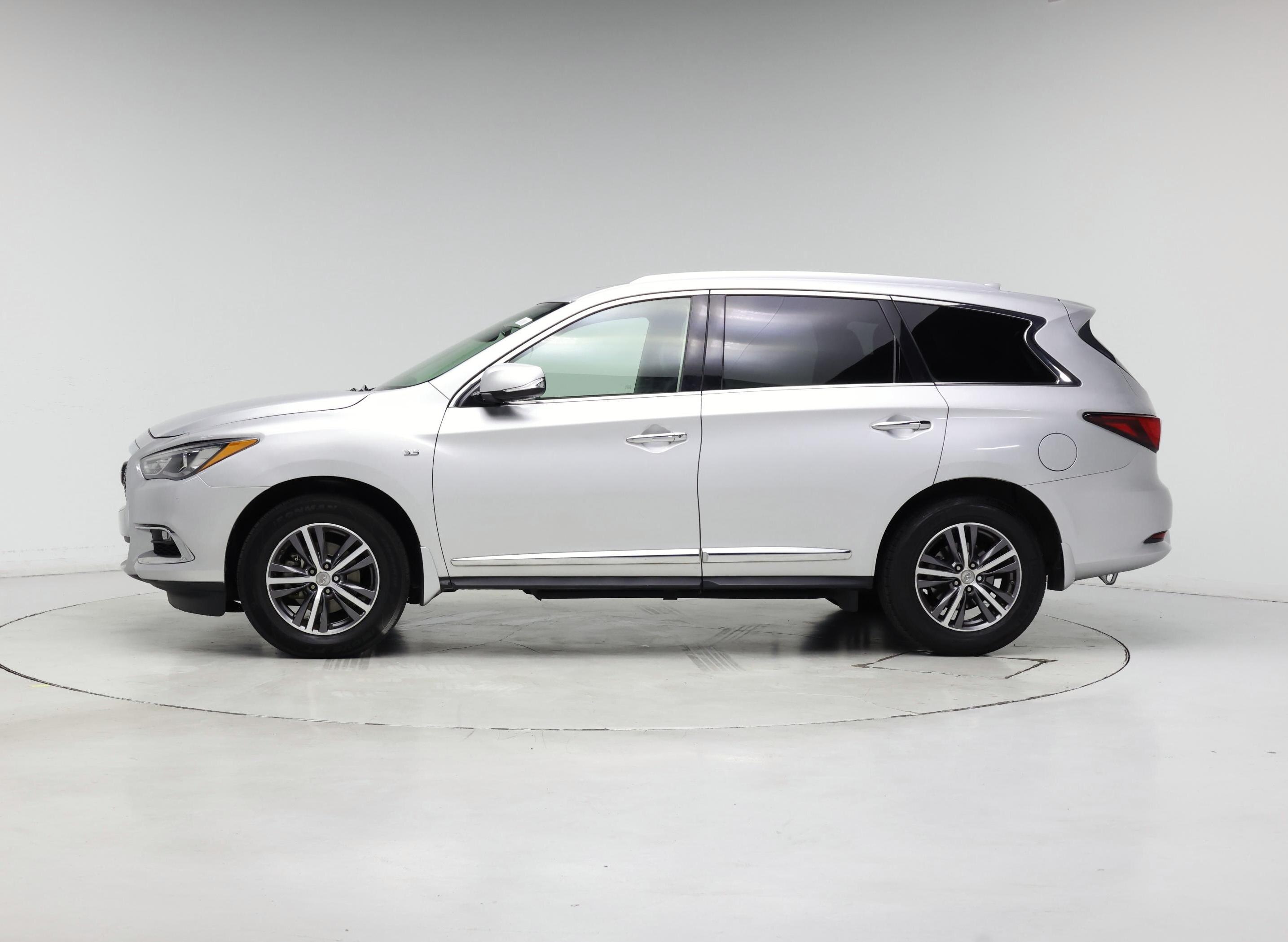 Thumbnail: 2019 INFINITI QX60 - 3