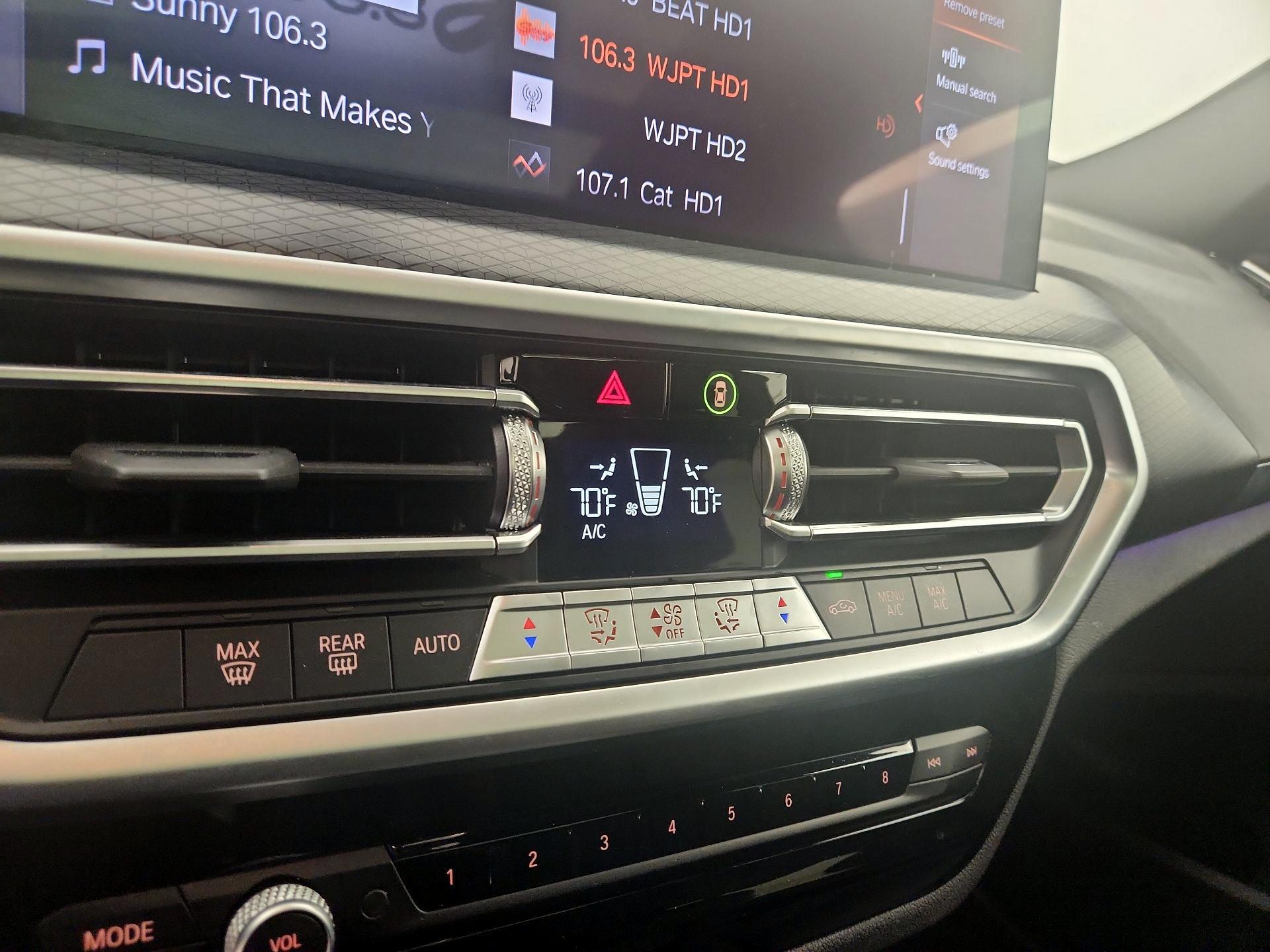 Thumbnail: 2023 BMW X4 - 17