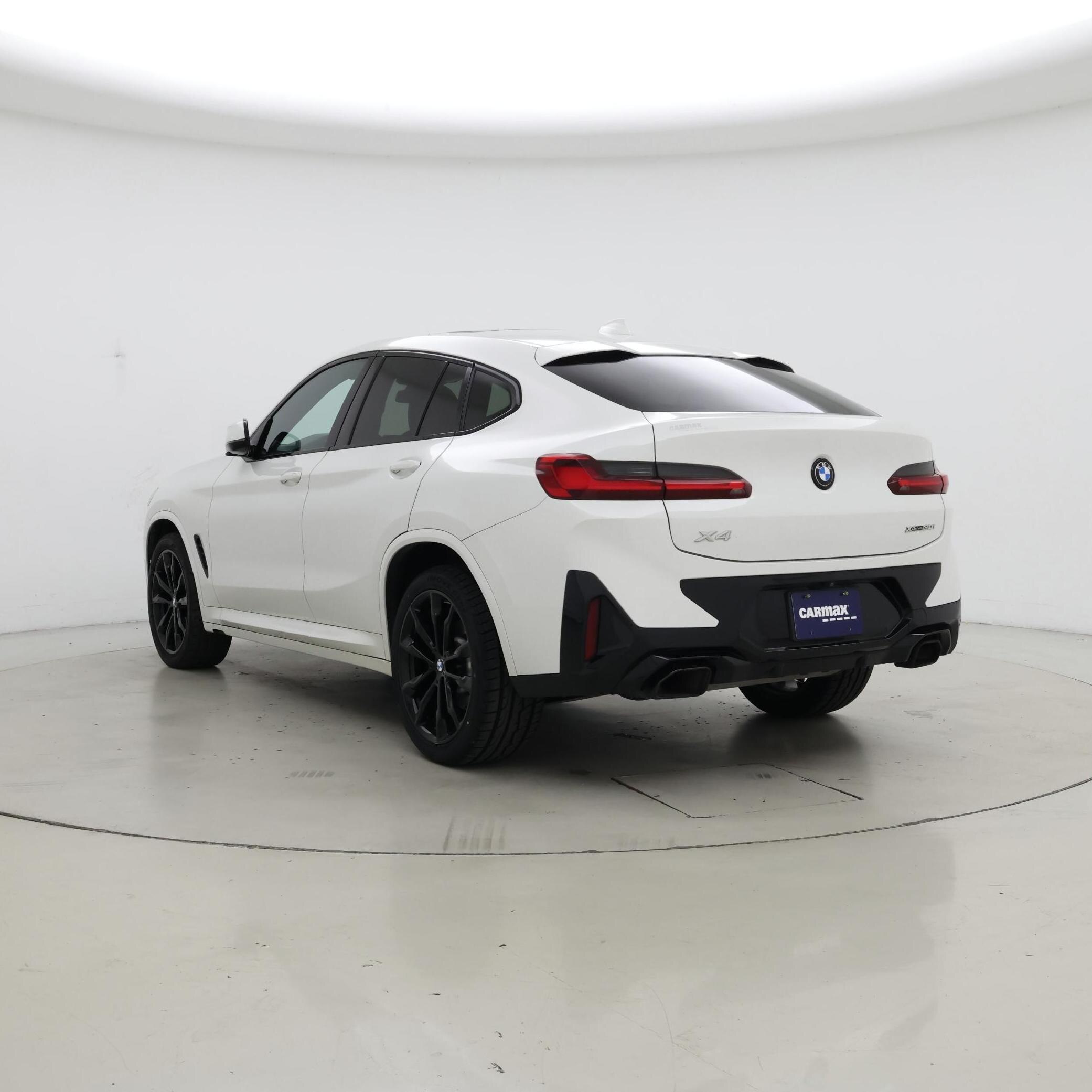 Thumbnail: 2023 BMW X4 - 2