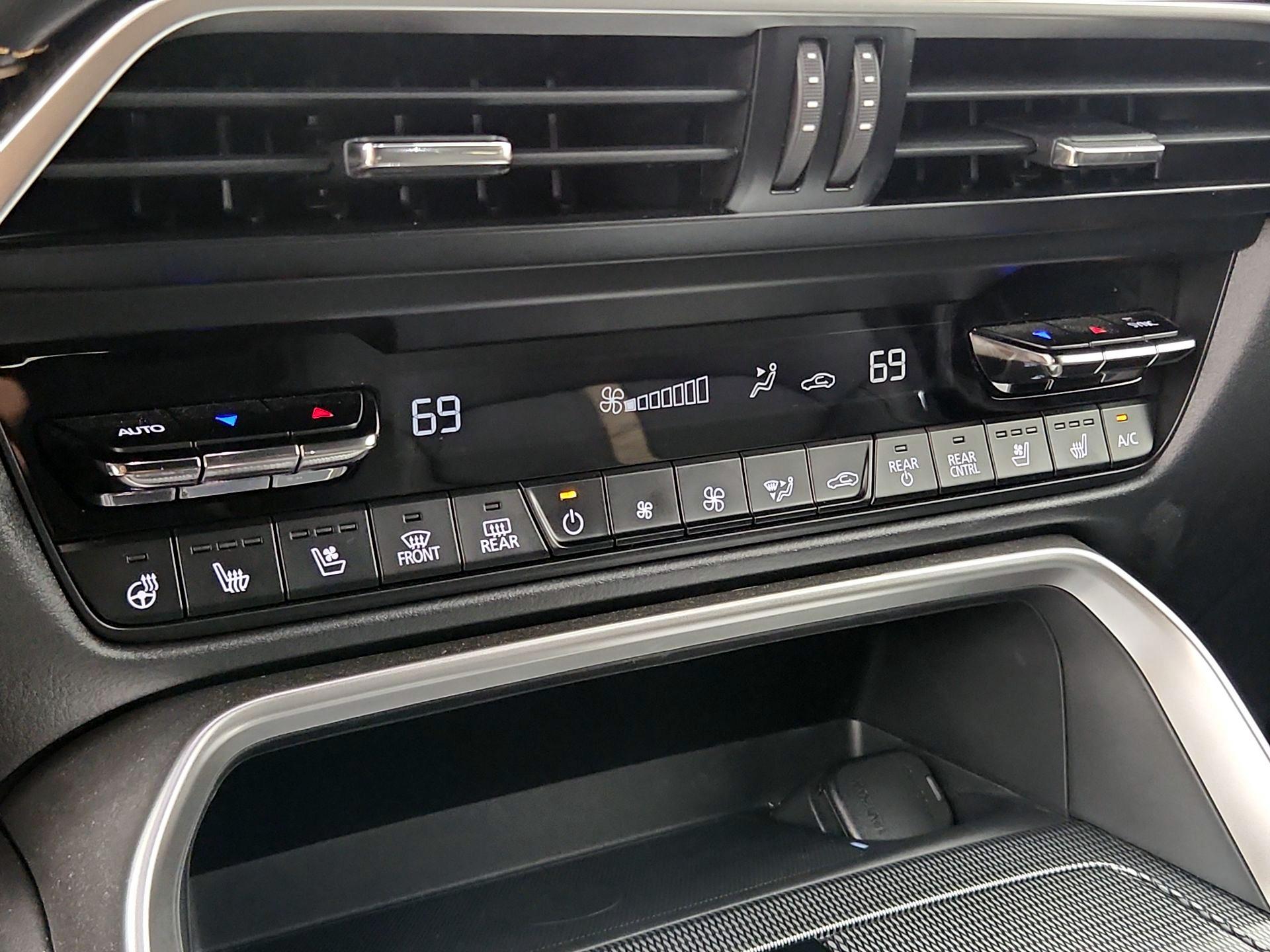 Thumbnail: 2025 Mazda CX-70 - 17