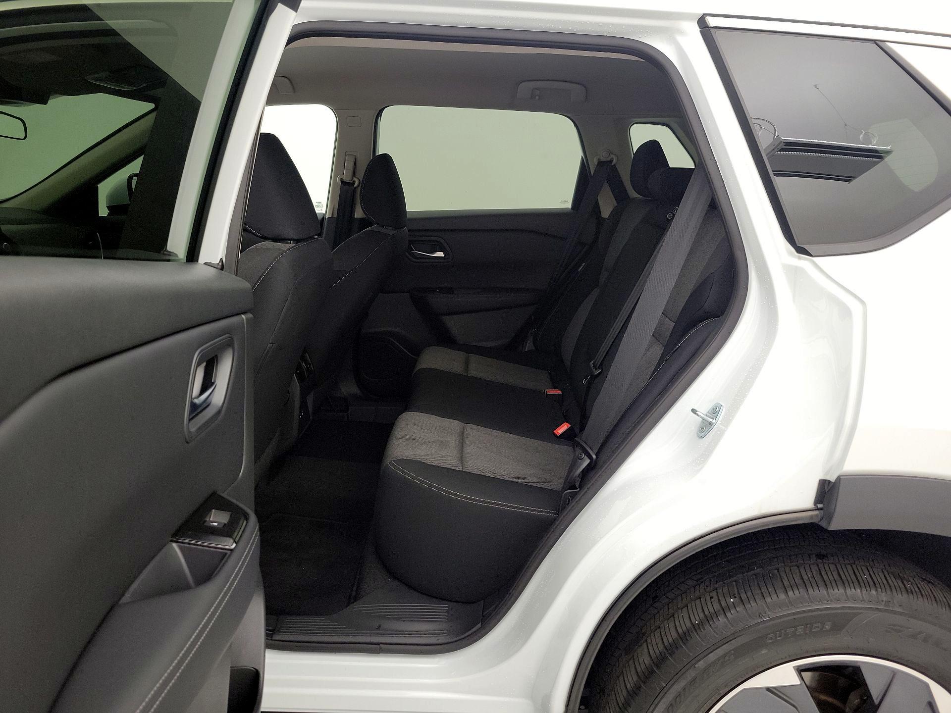 Thumbnail: 2024 Nissan Rogue - 19