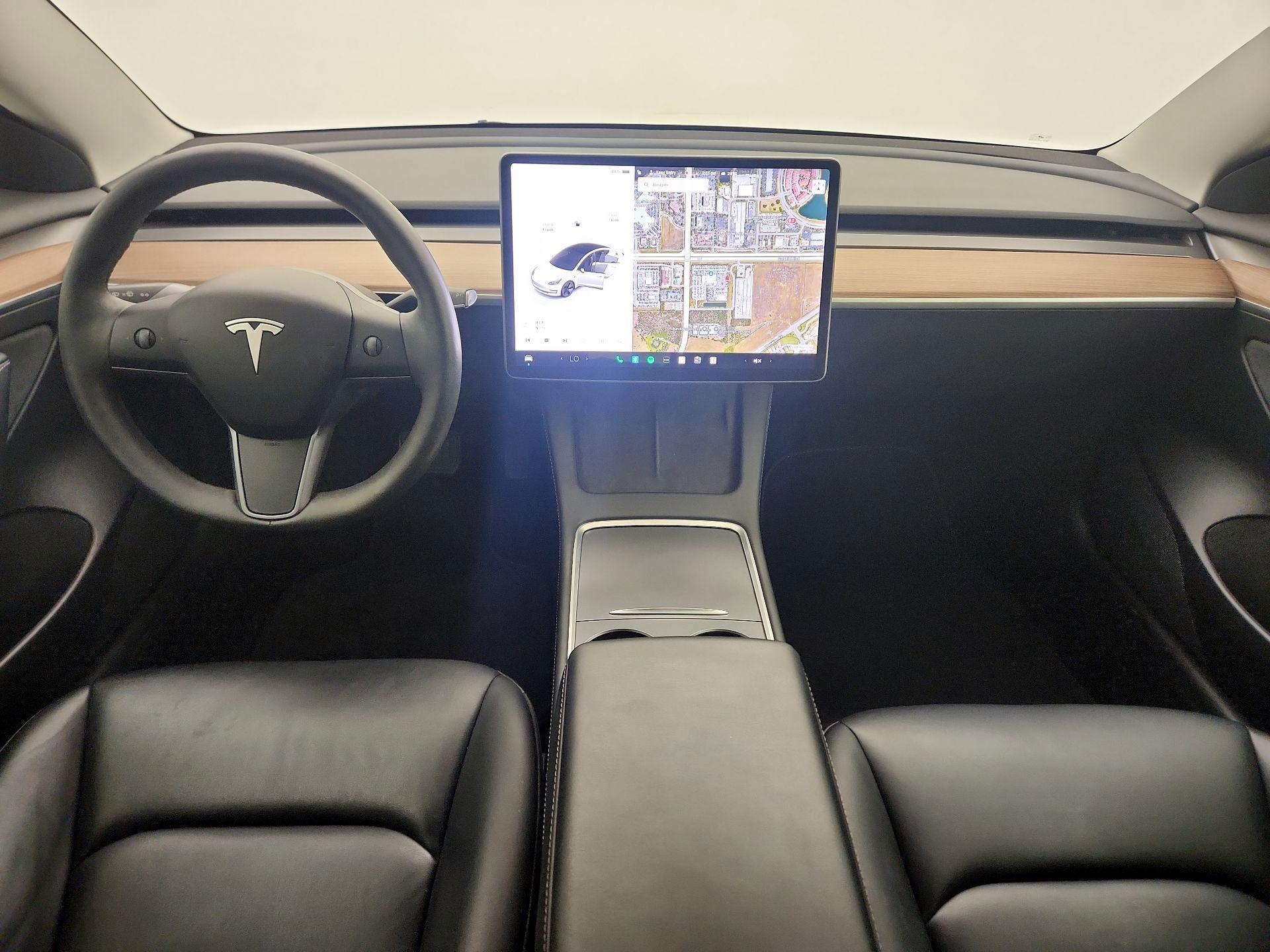 Thumbnail: 2023 Tesla Model 3 - 9