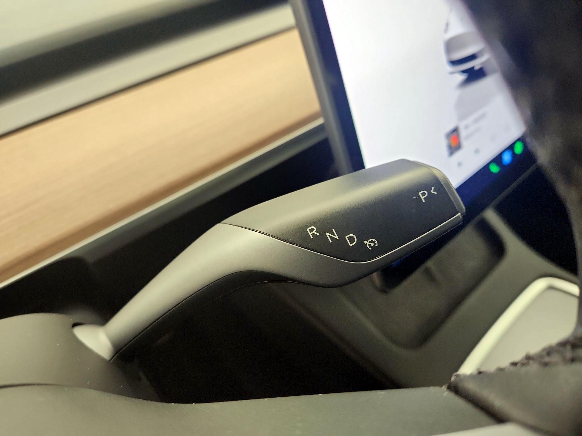 Thumbnail: 2023 Tesla Model 3 - 17