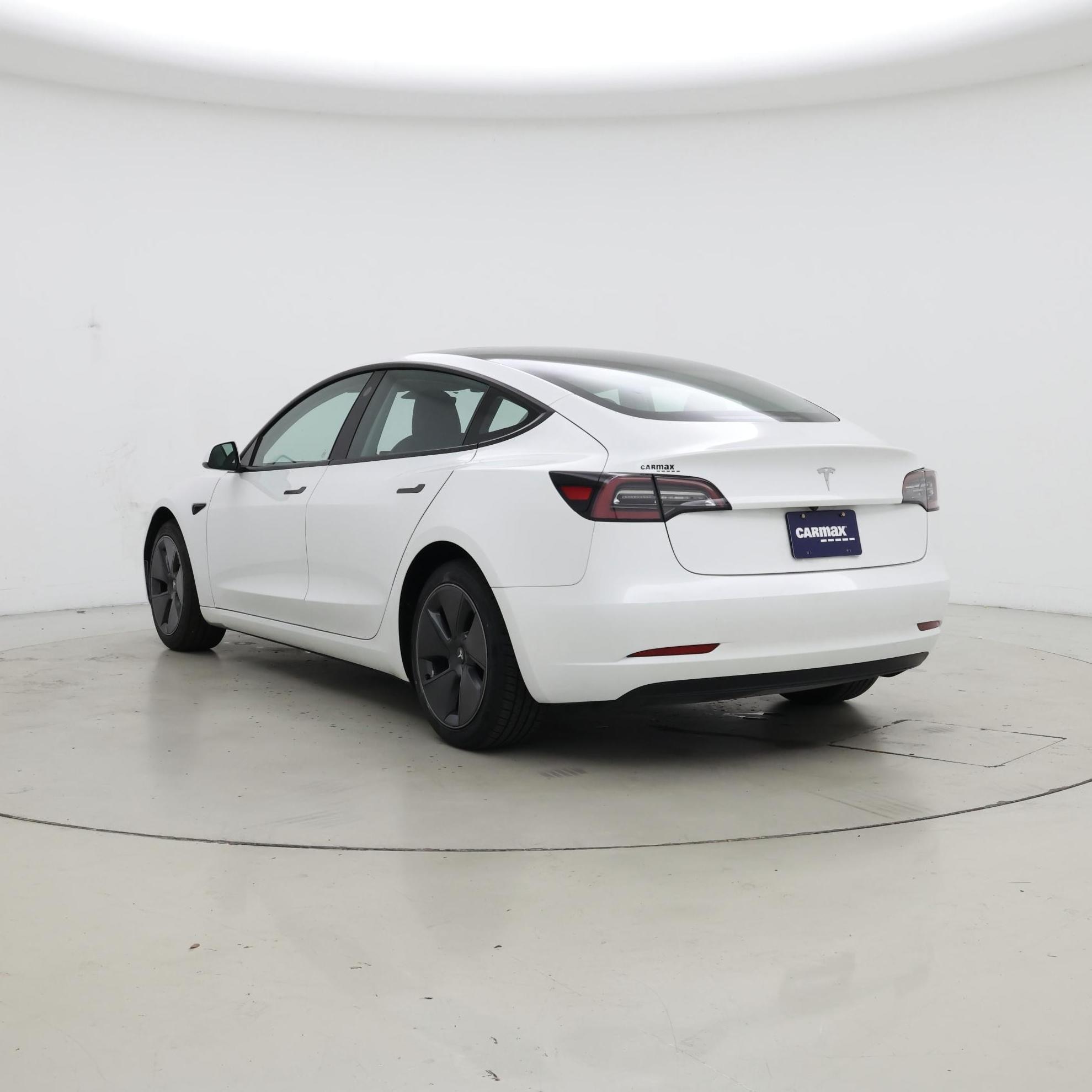 Thumbnail: 2023 Tesla Model 3 - 2