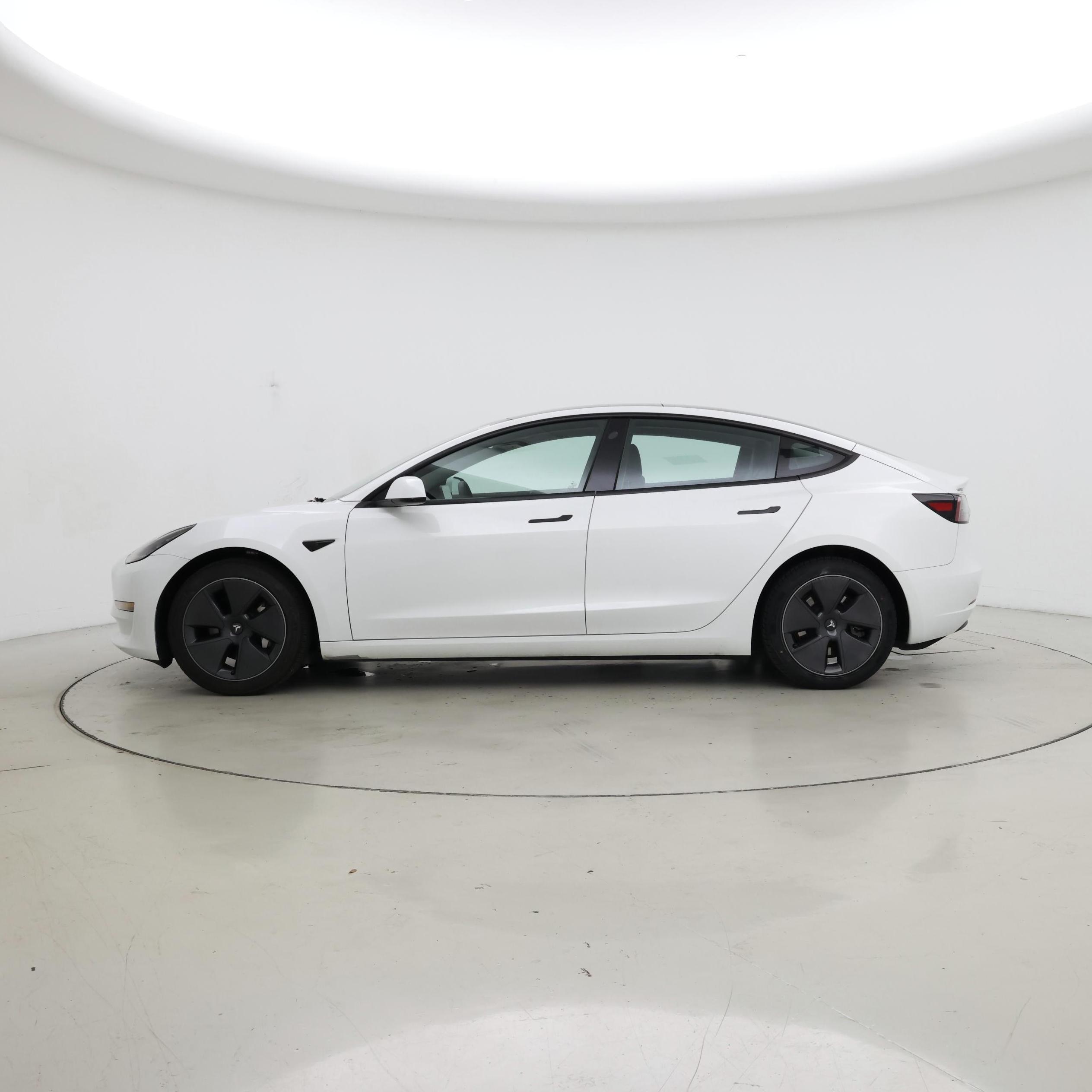 Thumbnail: 2023 Tesla Model 3 - 3