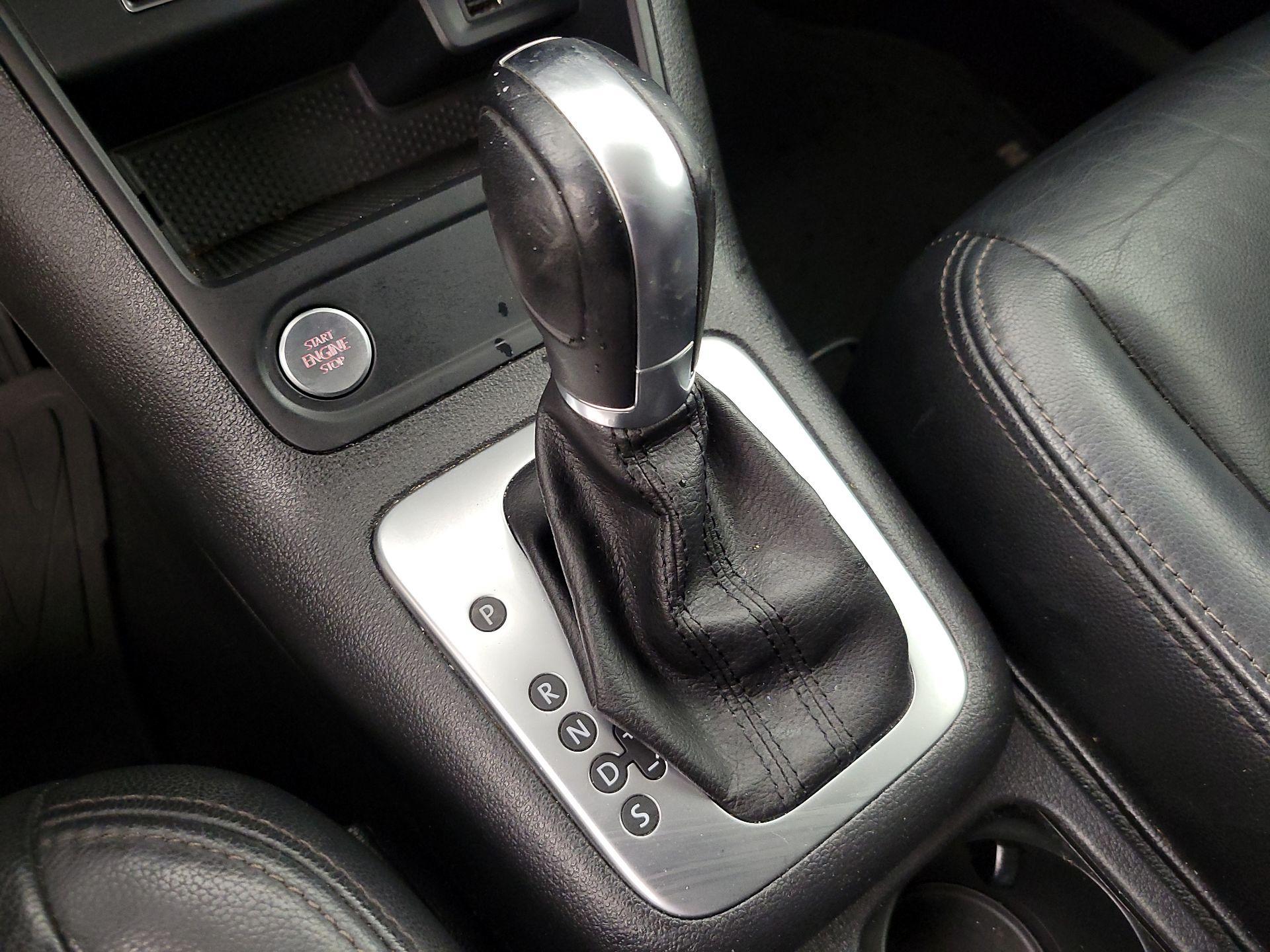 Thumbnail: 2017 Volkswagen Tiguan - 17