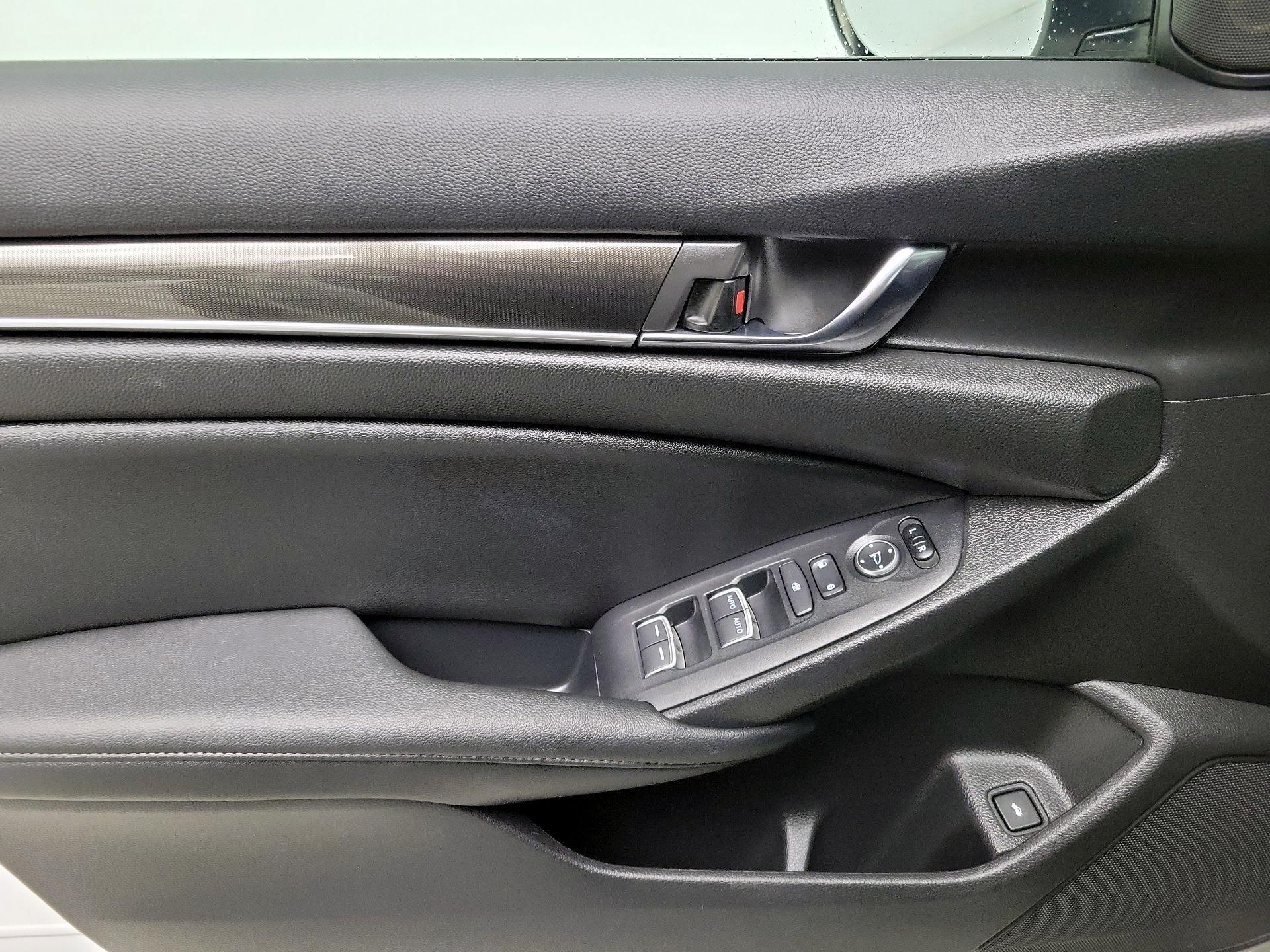 Thumbnail: 2022 Honda Accord - 12