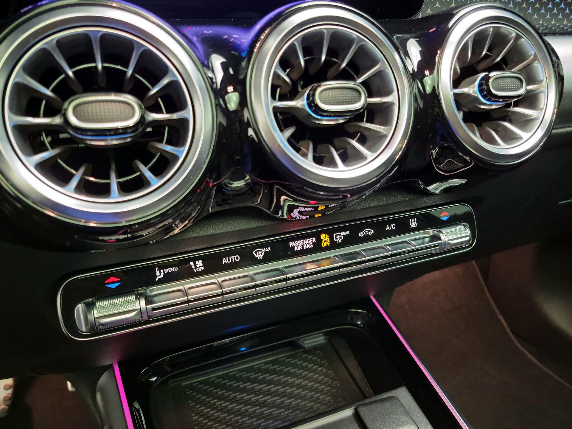 Thumbnail: 2024 Mercedes-Benz EQB - 17