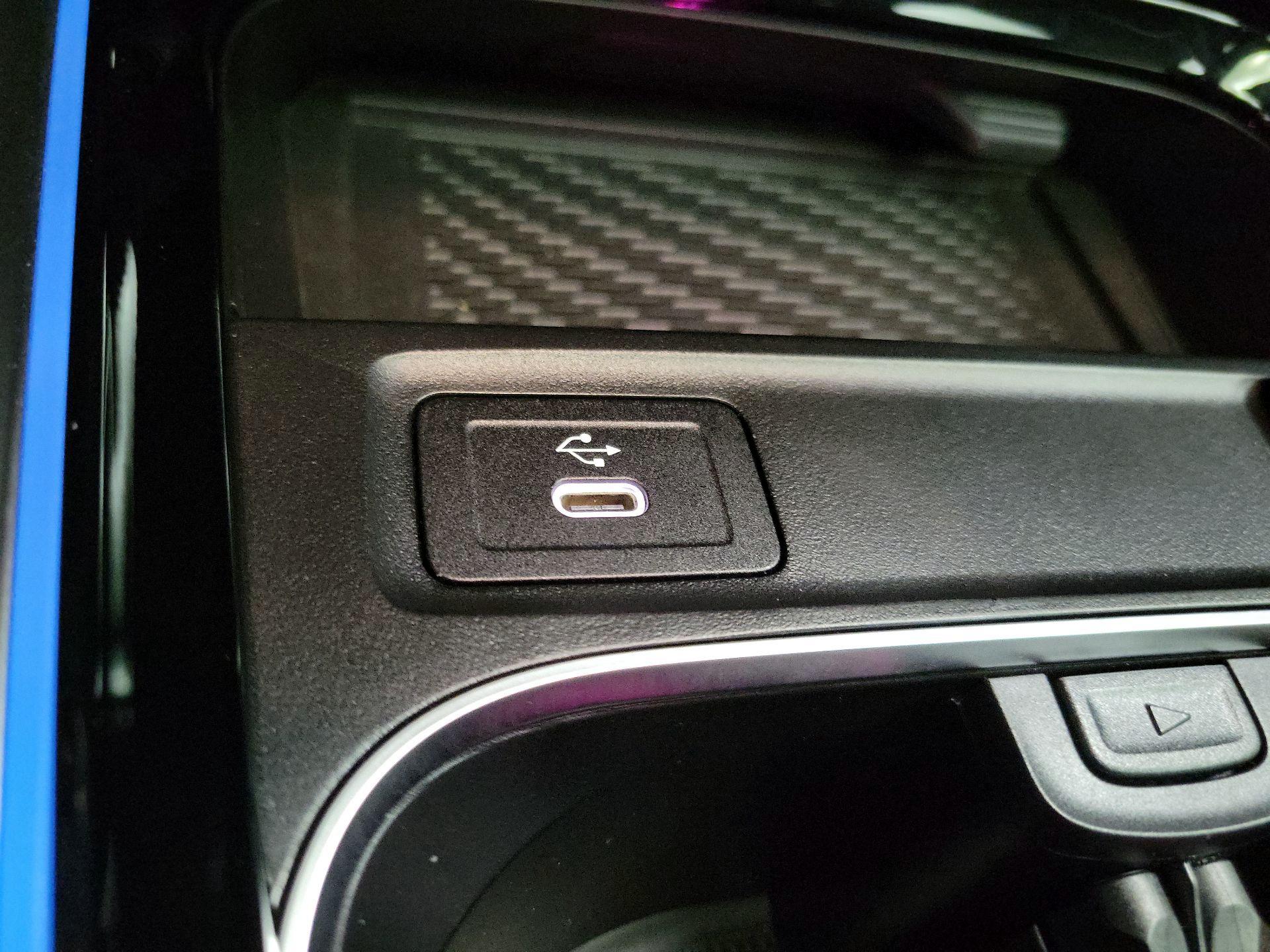 Thumbnail: 2024 Mercedes-Benz EQB - 19