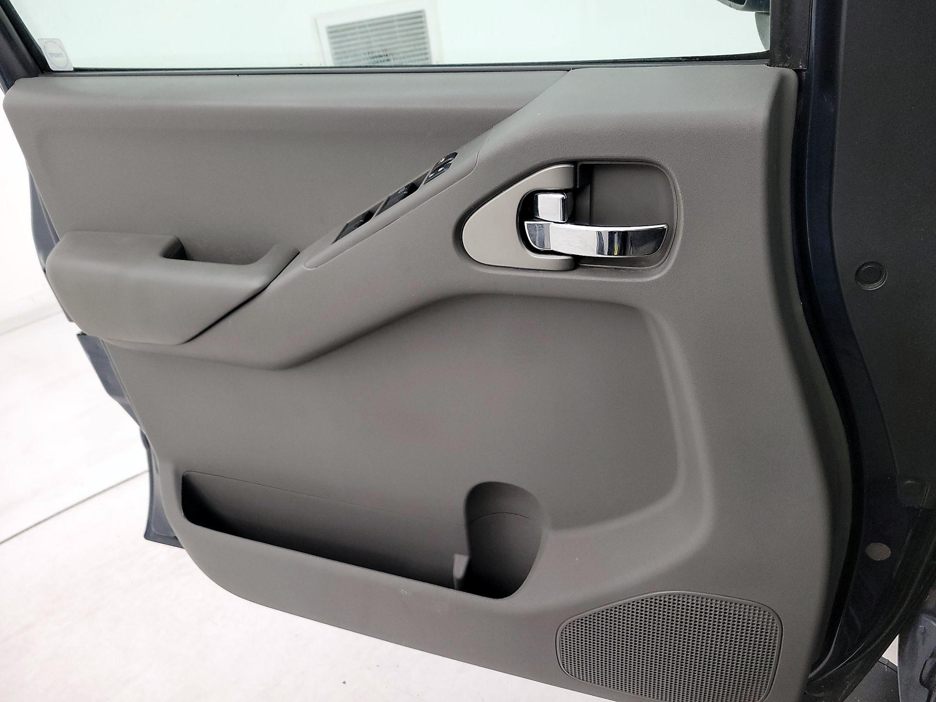 Thumbnail: 2014 Nissan Frontier - 12