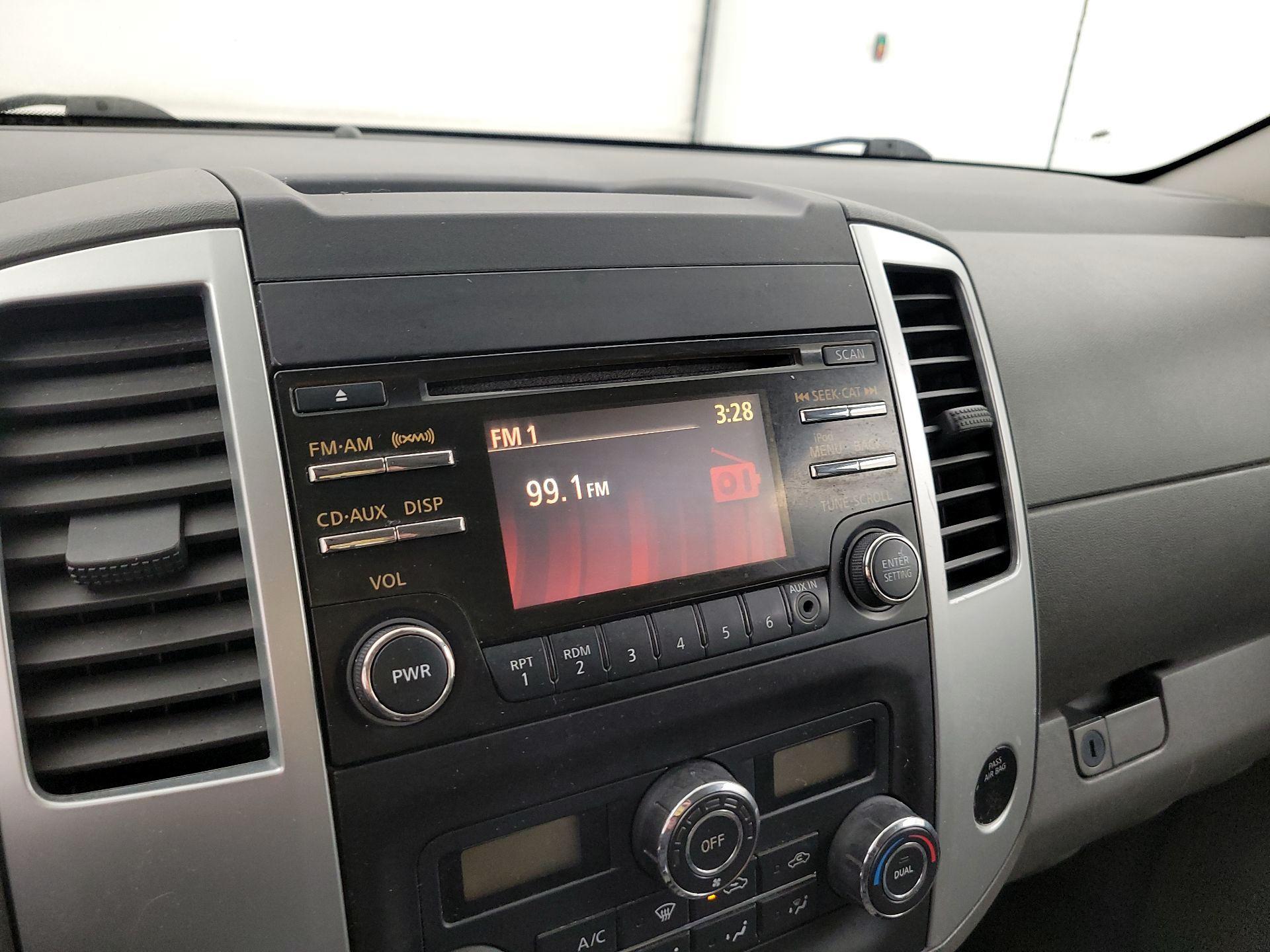 Thumbnail: 2014 Nissan Frontier - 15