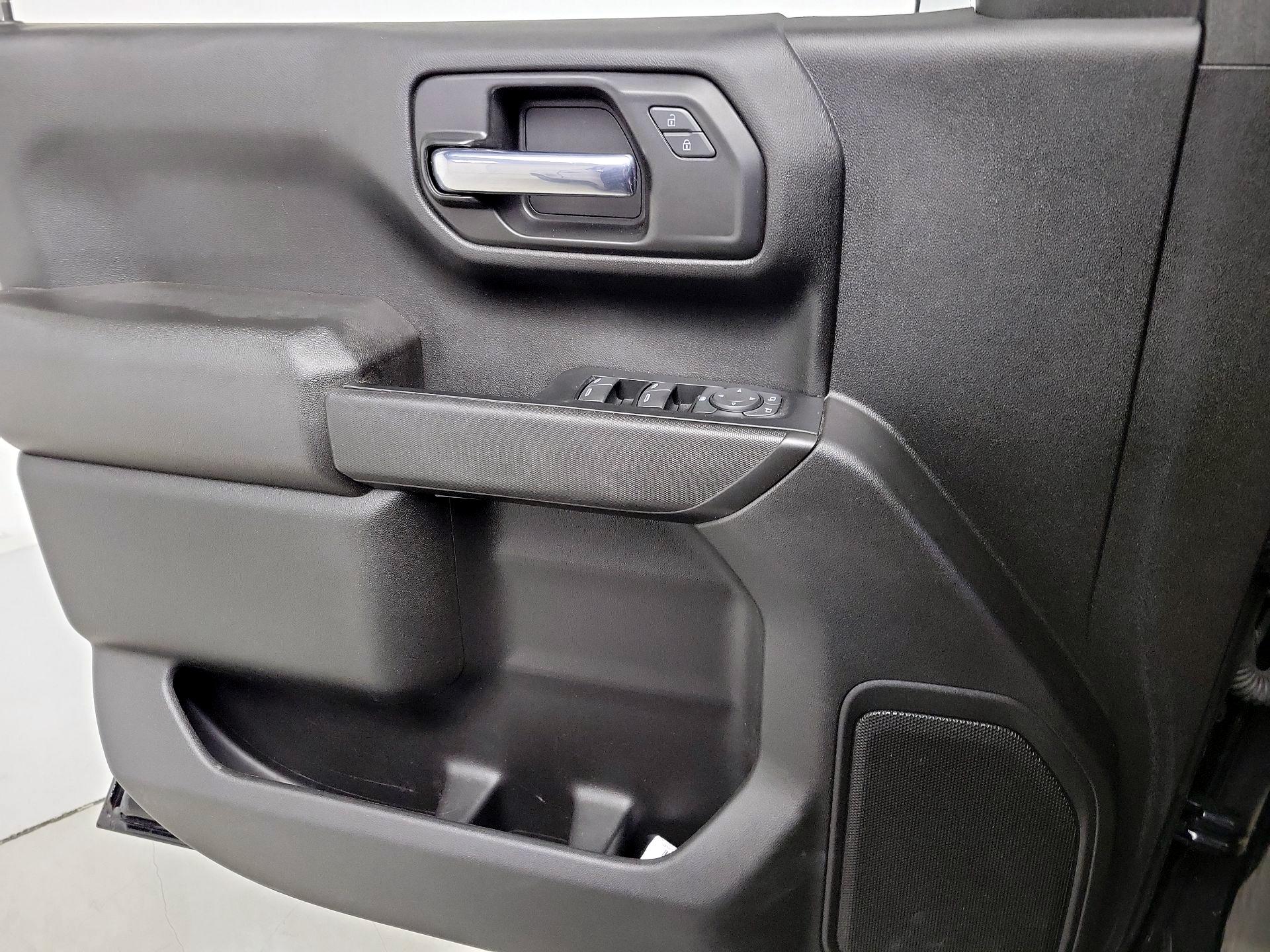 Thumbnail: 2022 Chevrolet Silverado 1500 - 12