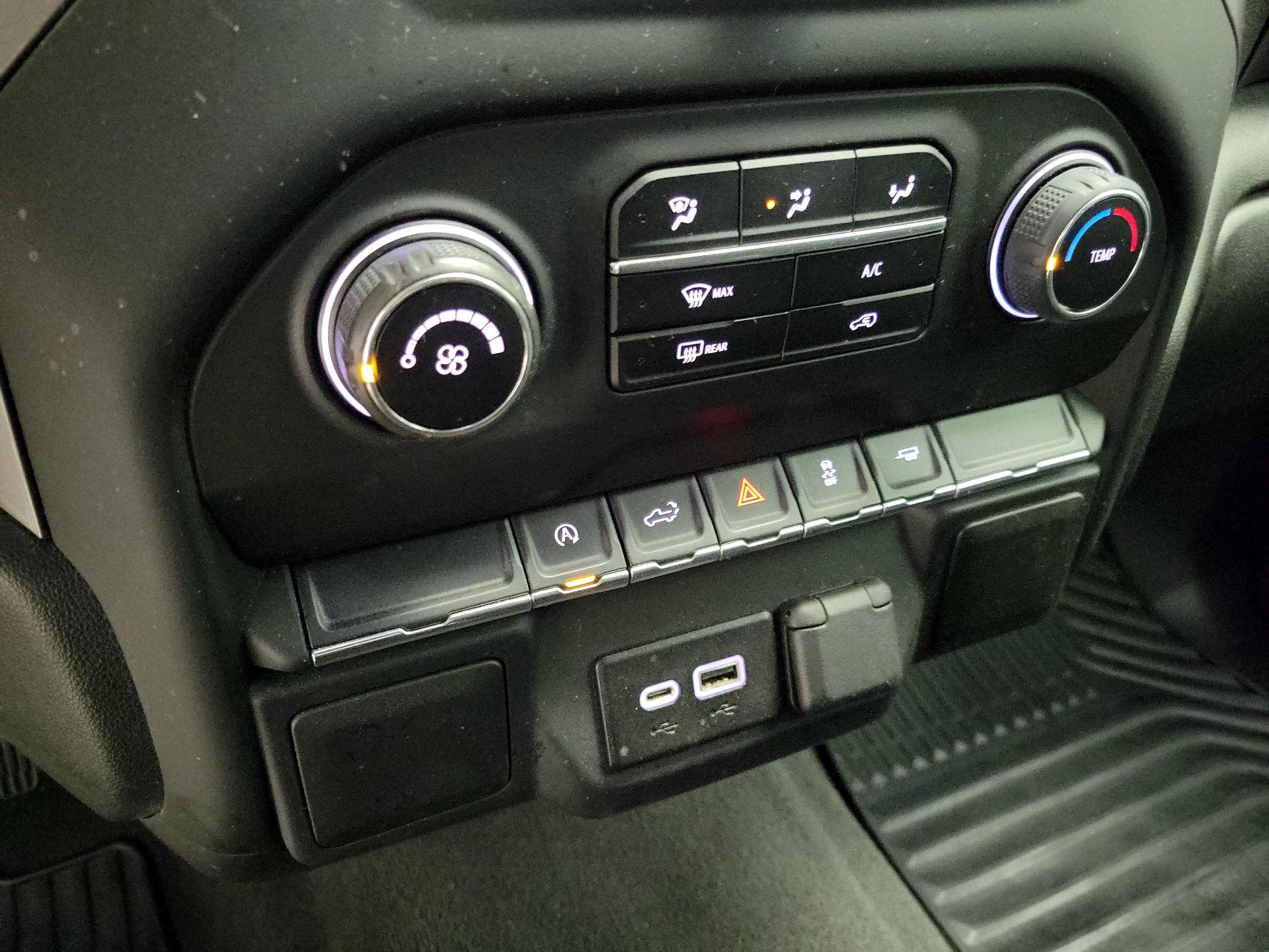 Thumbnail: 2022 Chevrolet Silverado 1500 - 17