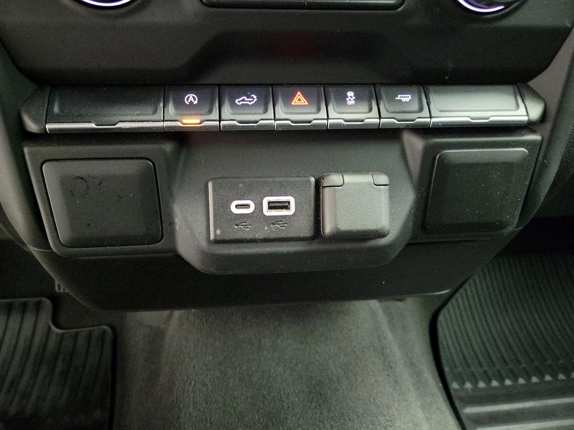 Thumbnail: 2022 Chevrolet Silverado 1500 - 19