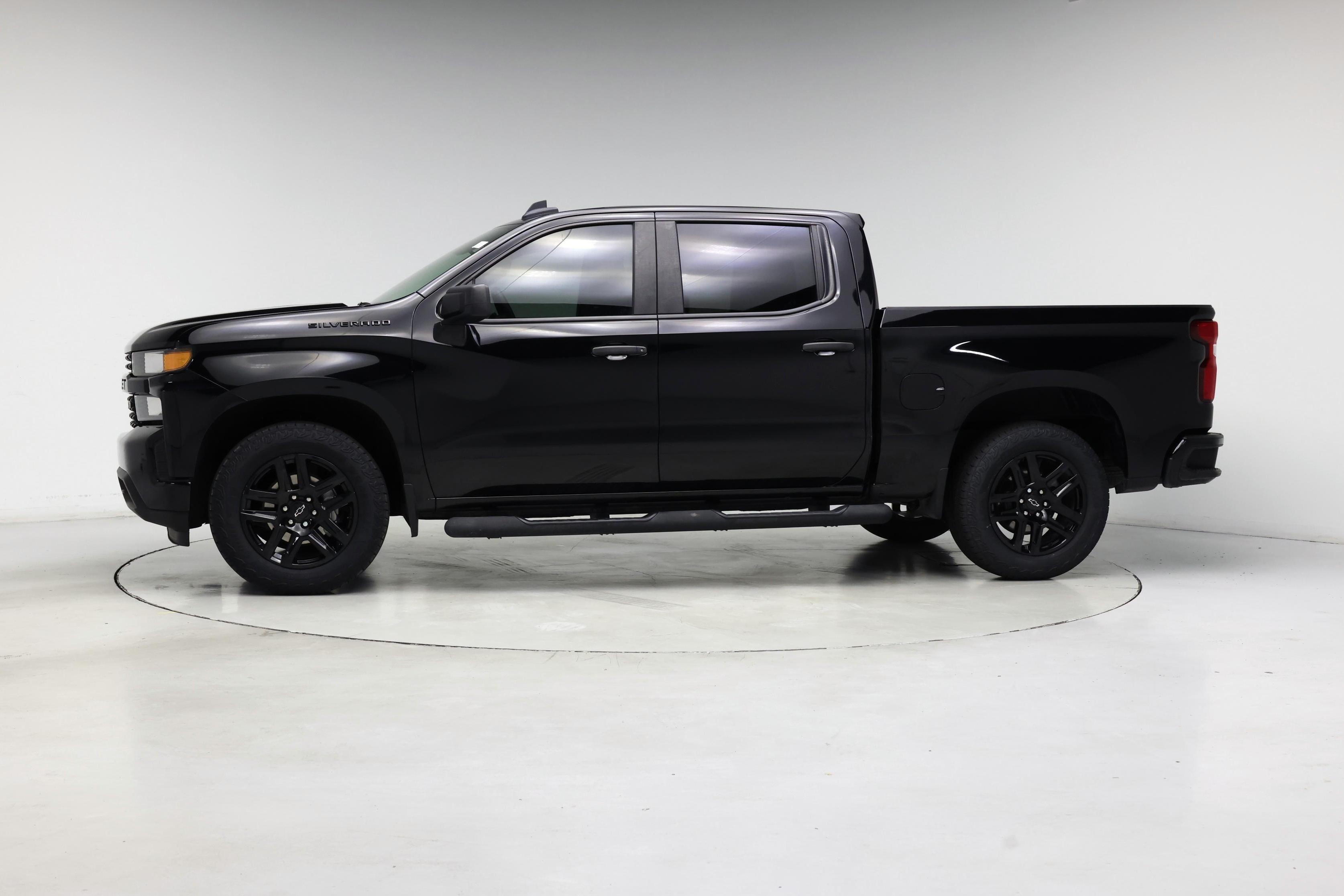 Thumbnail: 2022 Chevrolet Silverado 1500 - 3