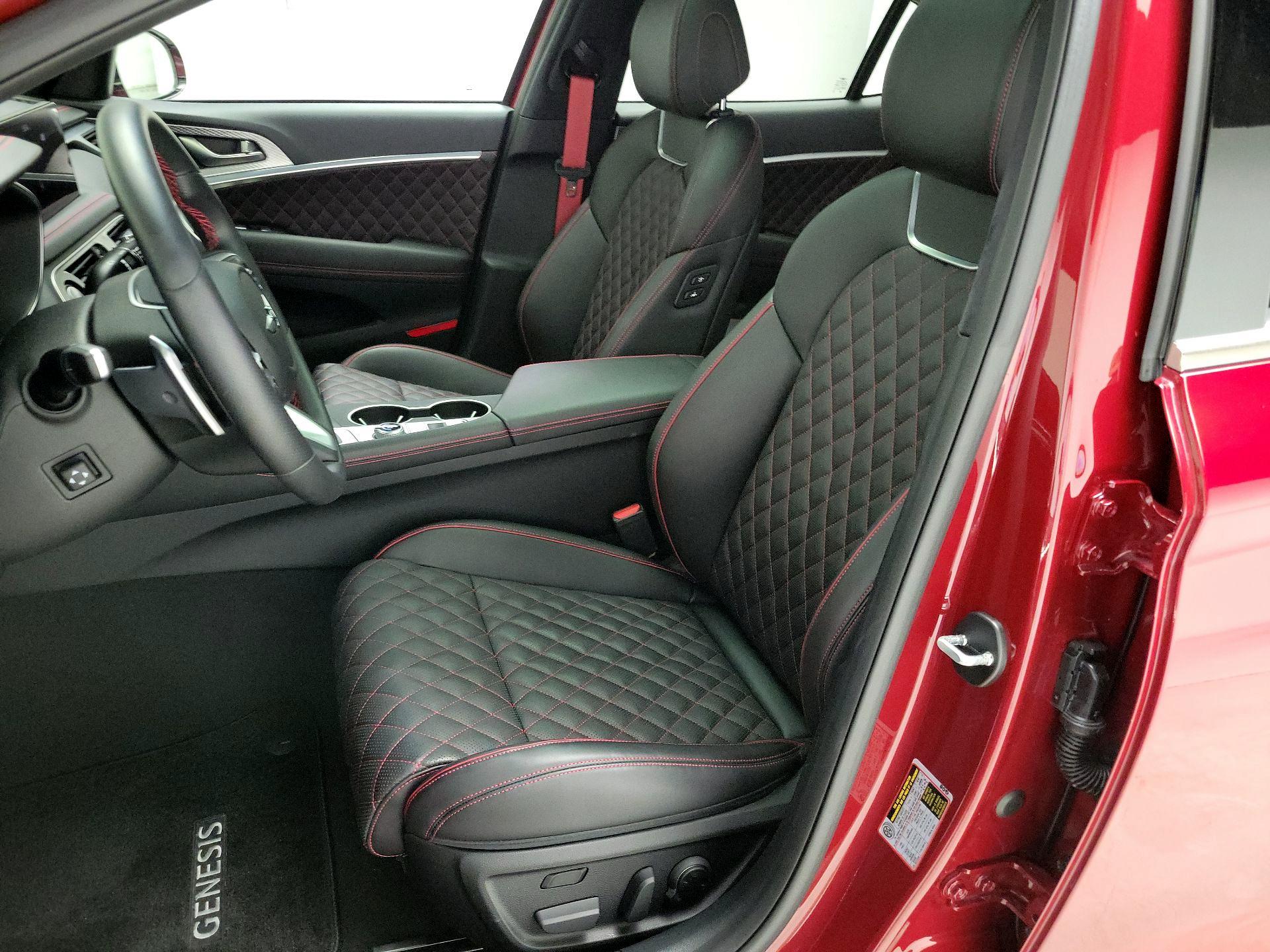 Thumbnail: 2023 Genesis G70 - 11