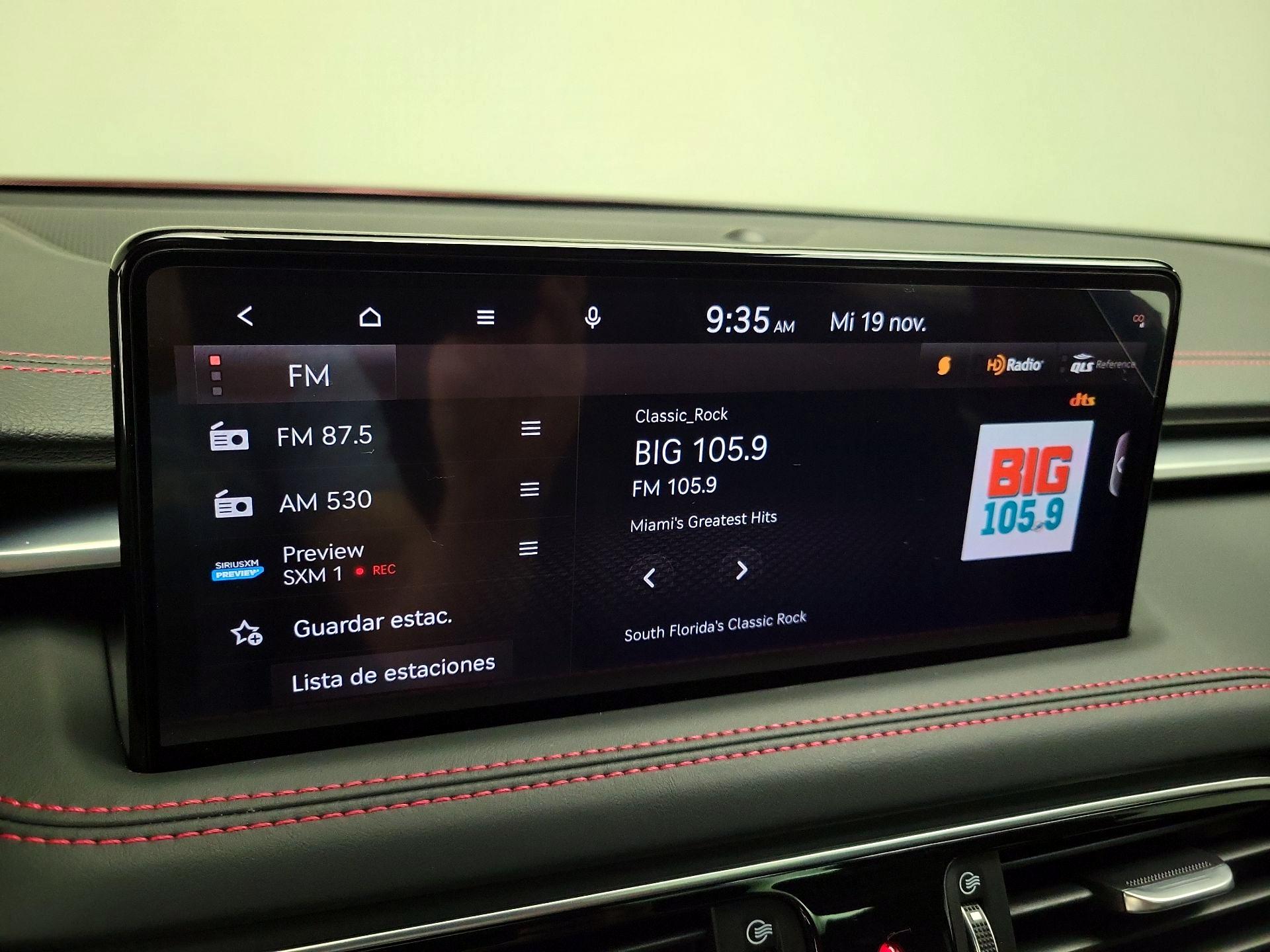 Thumbnail: 2023 Genesis G70 - 16