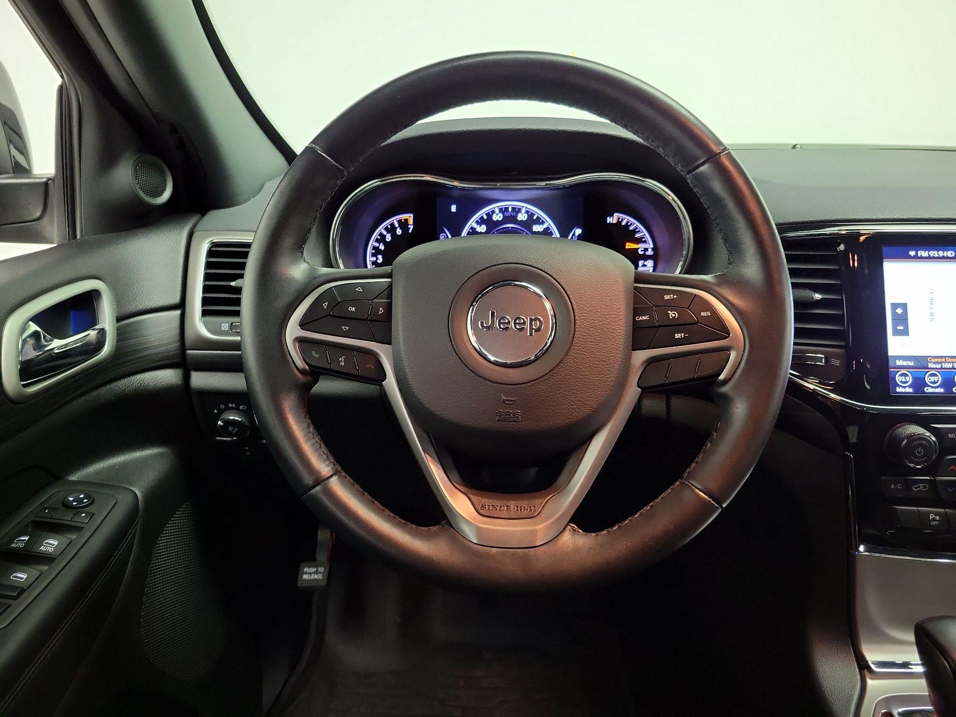 Thumbnail: 2022 Jeep Grand Cherokee - 10