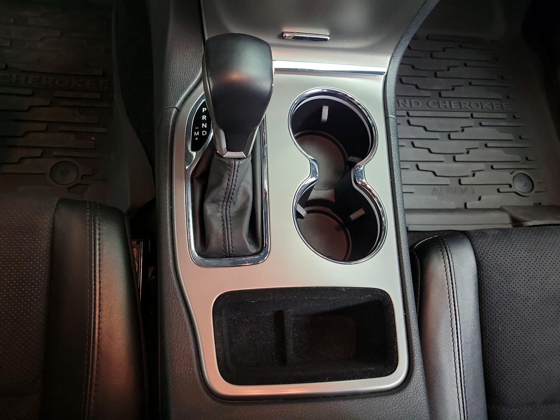 Thumbnail: 2022 Jeep Grand Cherokee - 18