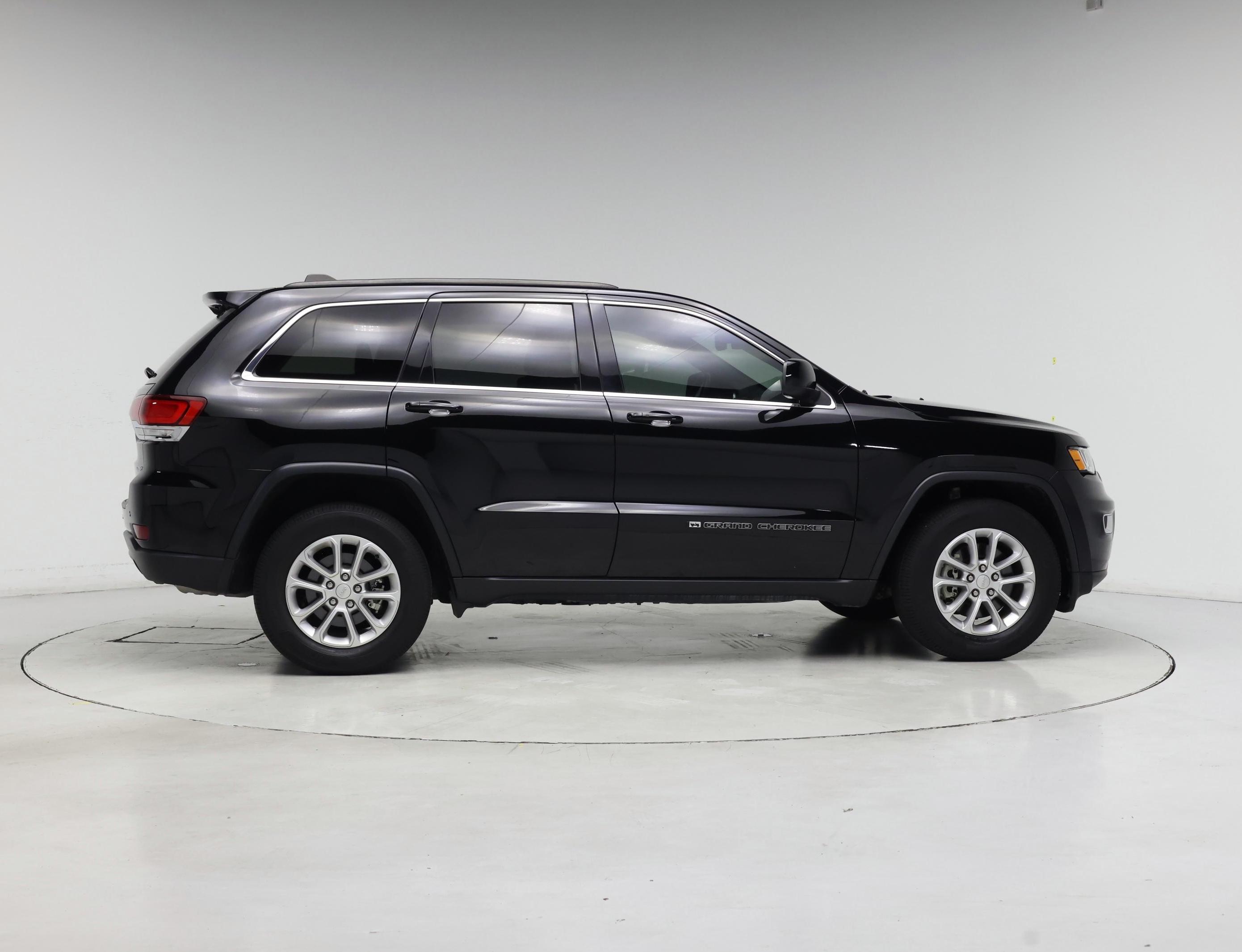 Thumbnail: 2022 Jeep Grand Cherokee - 7