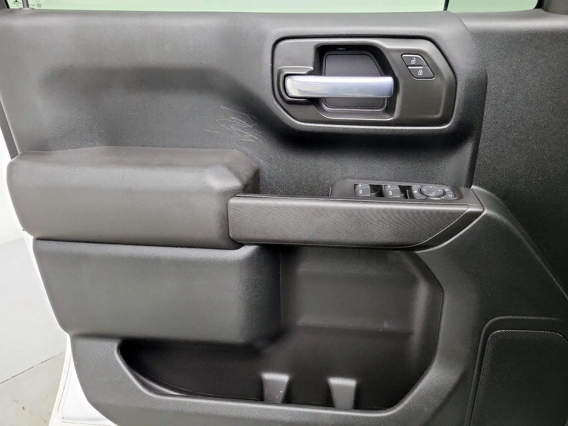 Thumbnail: 2021 Chevrolet Silverado 1500 - 12