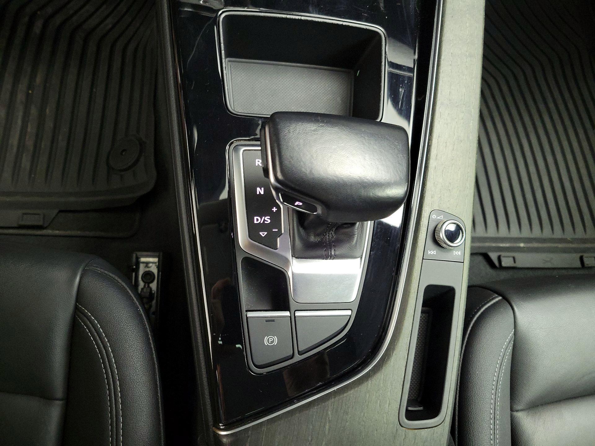 Thumbnail: 2021 Audi A4 - 18