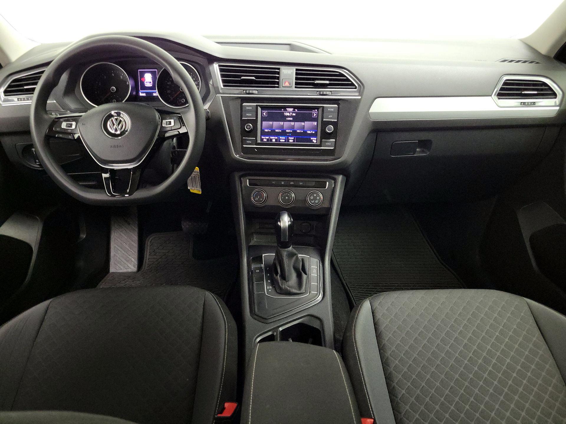 Thumbnail: 2021 Volkswagen Tiguan - 9