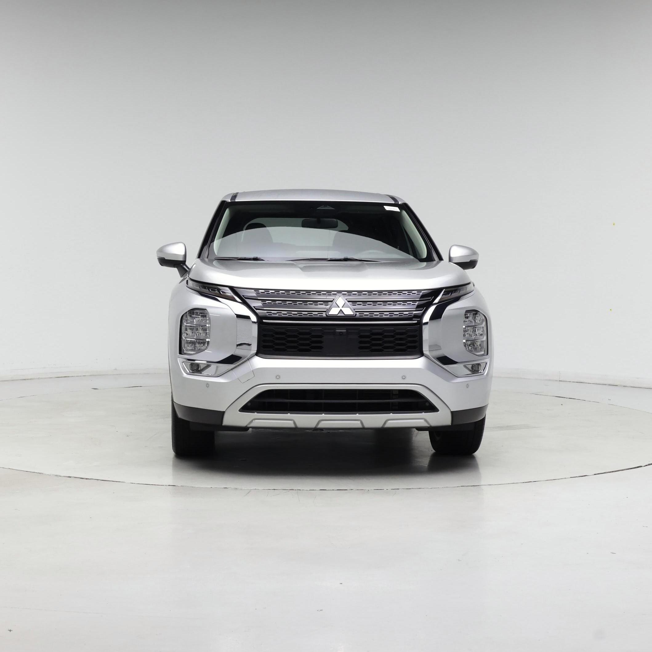 Thumbnail: 2022 Mitsubishi Outlander - 5