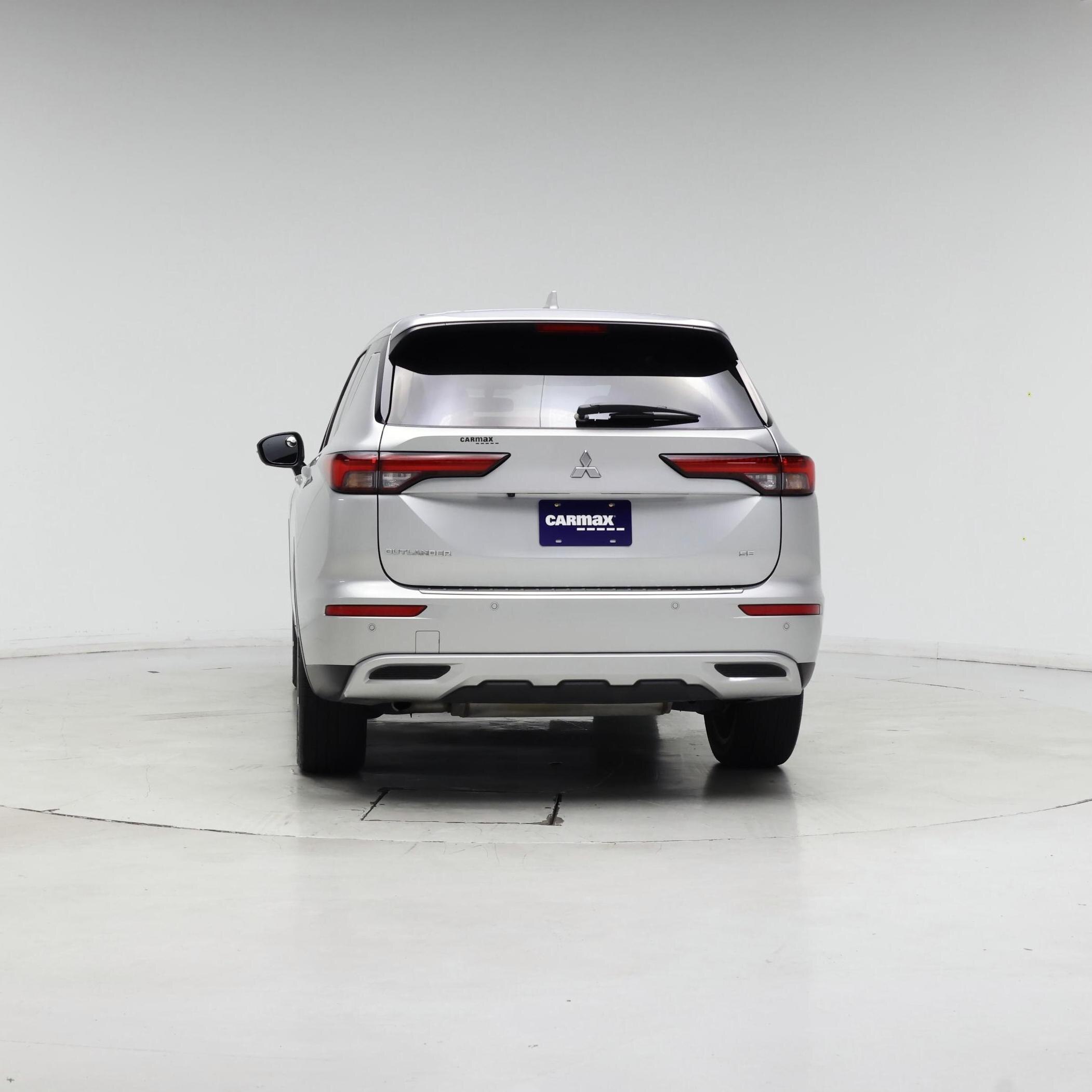 Thumbnail: 2022 Mitsubishi Outlander - 6