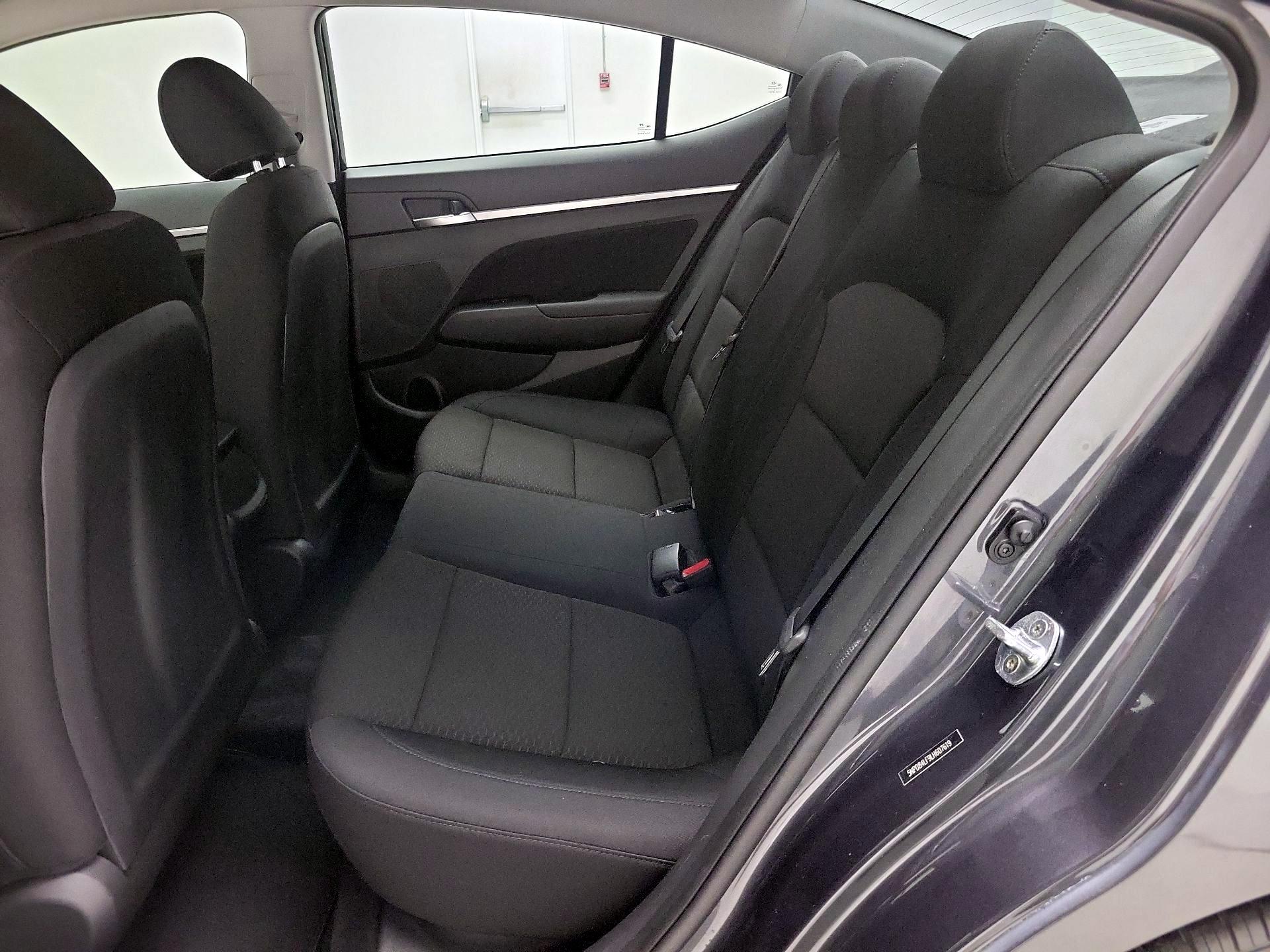 Thumbnail: 2020 Hyundai Elantra - 19