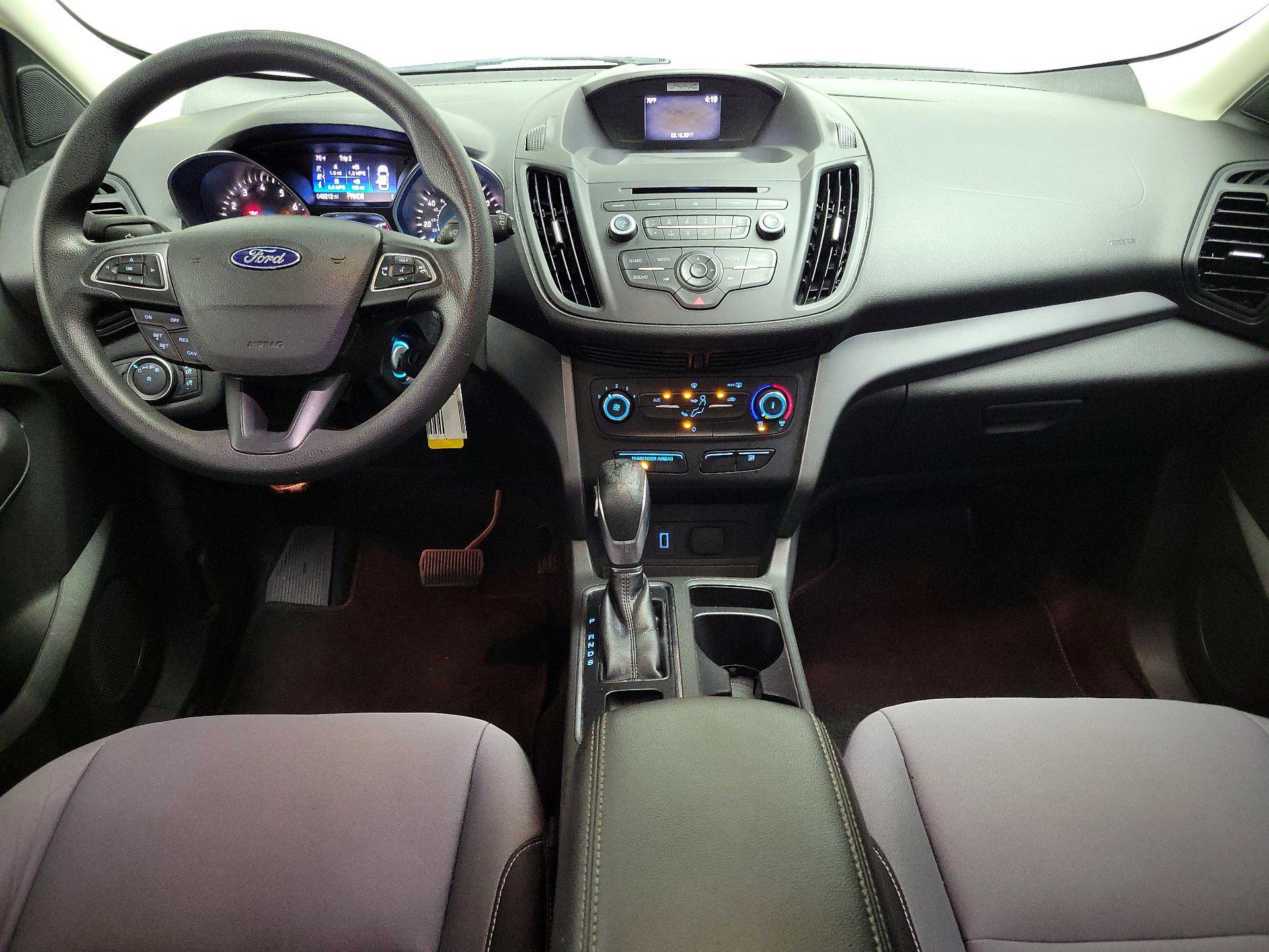 Thumbnail: 2017 Ford Escape - 9