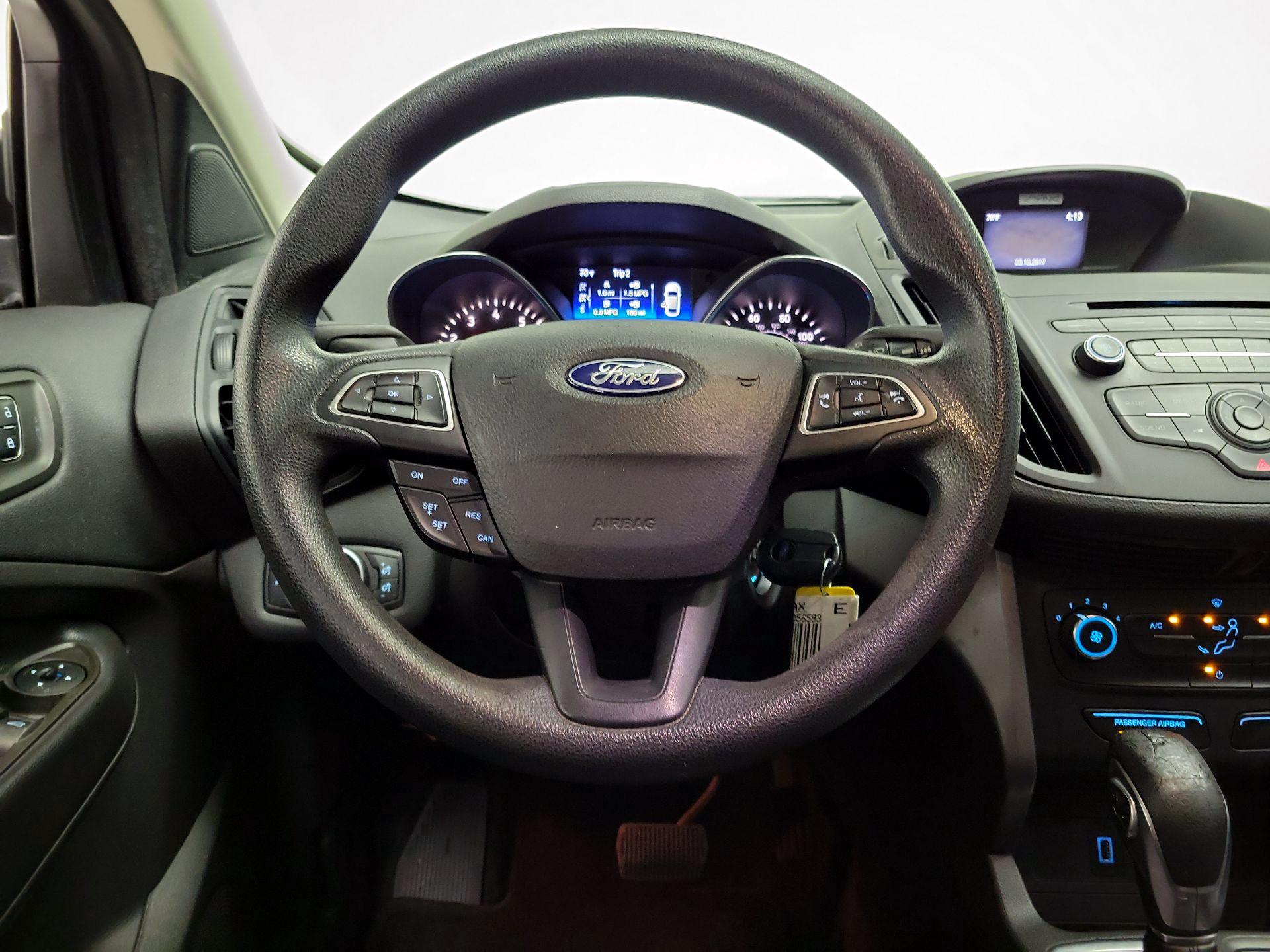 Thumbnail: 2017 Ford Escape - 10