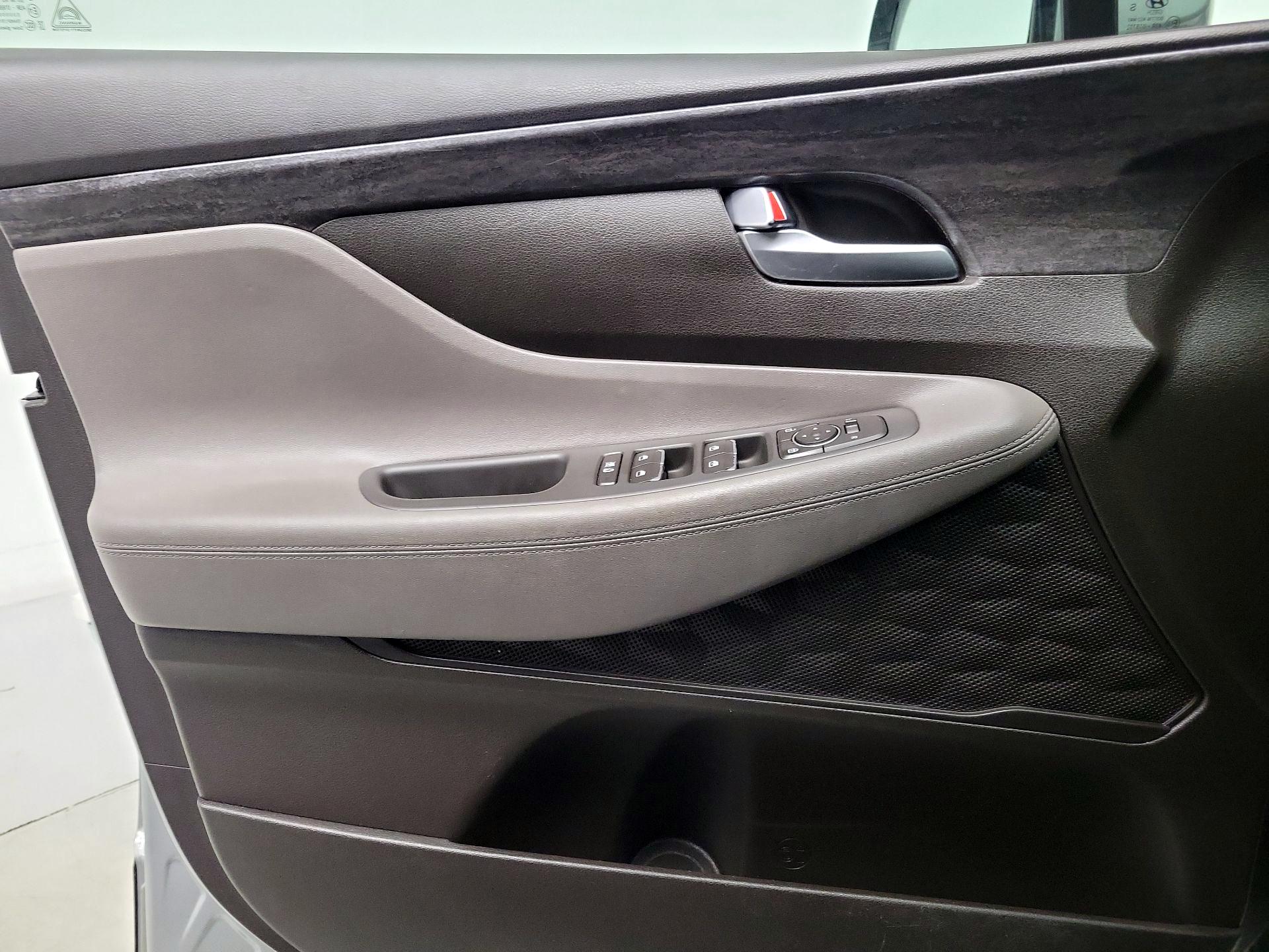 Thumbnail: 2020 Hyundai Santa Fe - 12