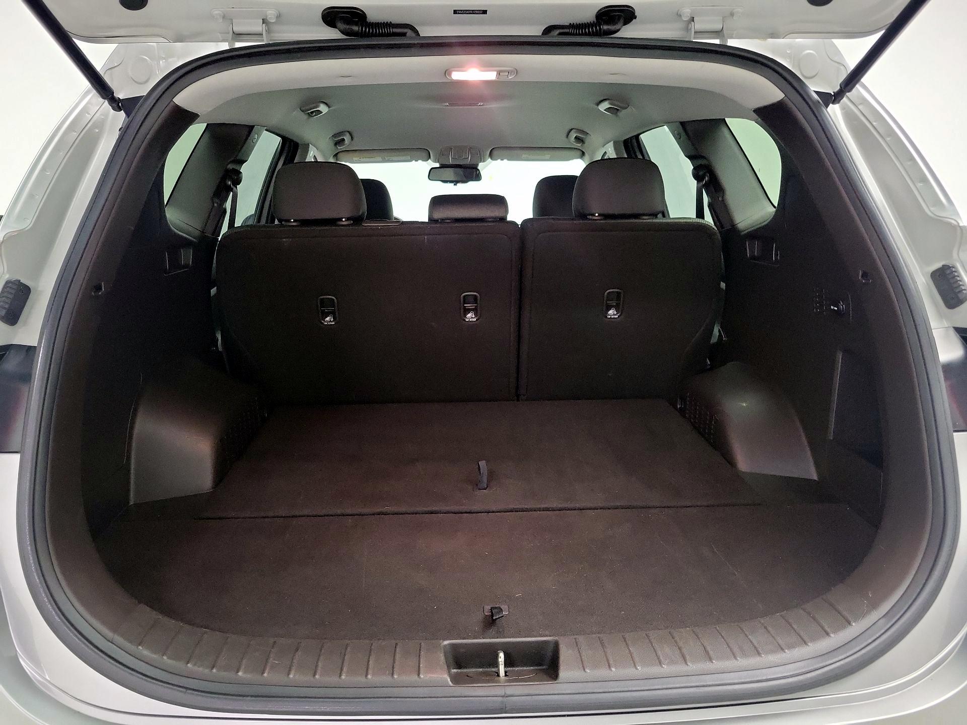 Thumbnail: 2020 Hyundai Santa Fe - 20