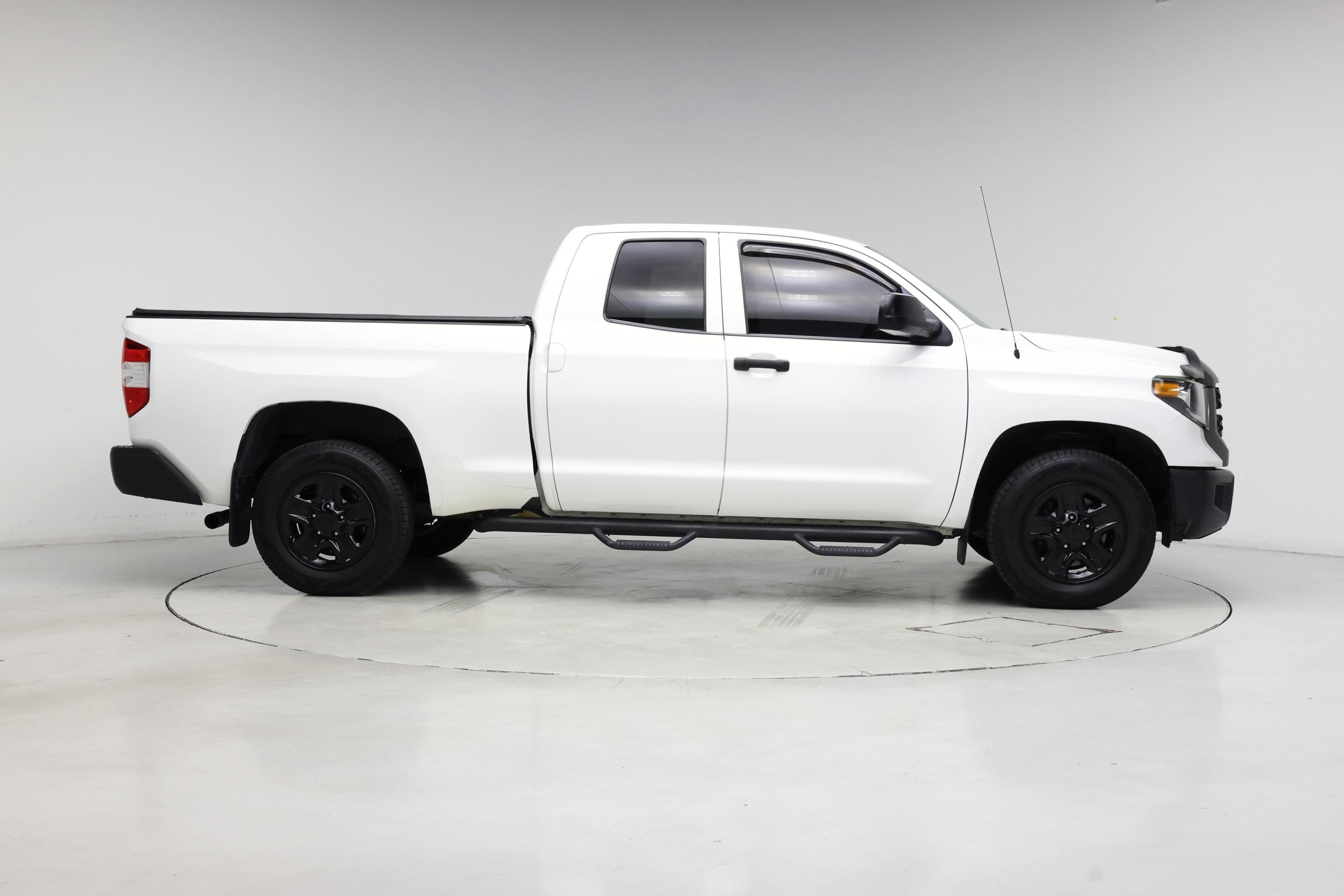 Thumbnail: 2019 Toyota Tundra - 7
