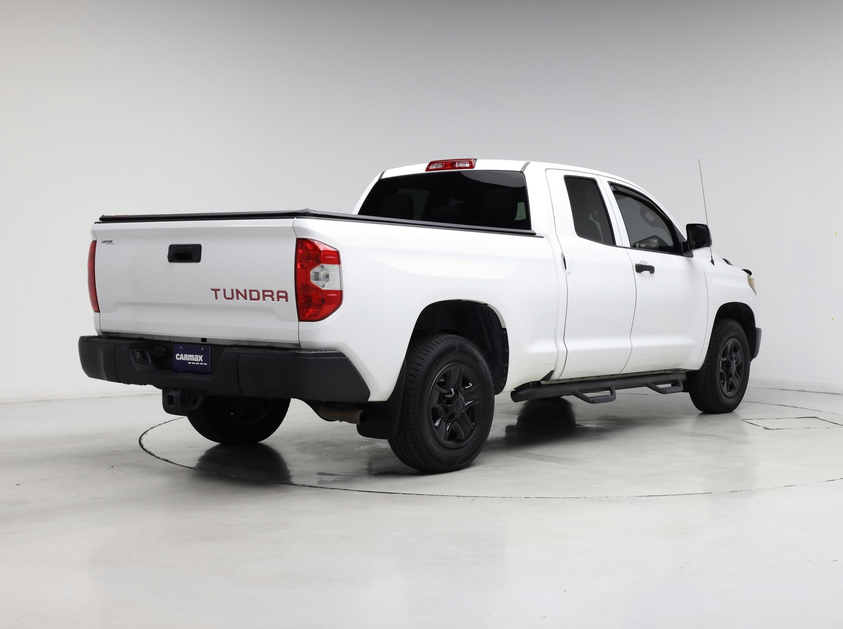 Thumbnail: 2019 Toyota Tundra - 8