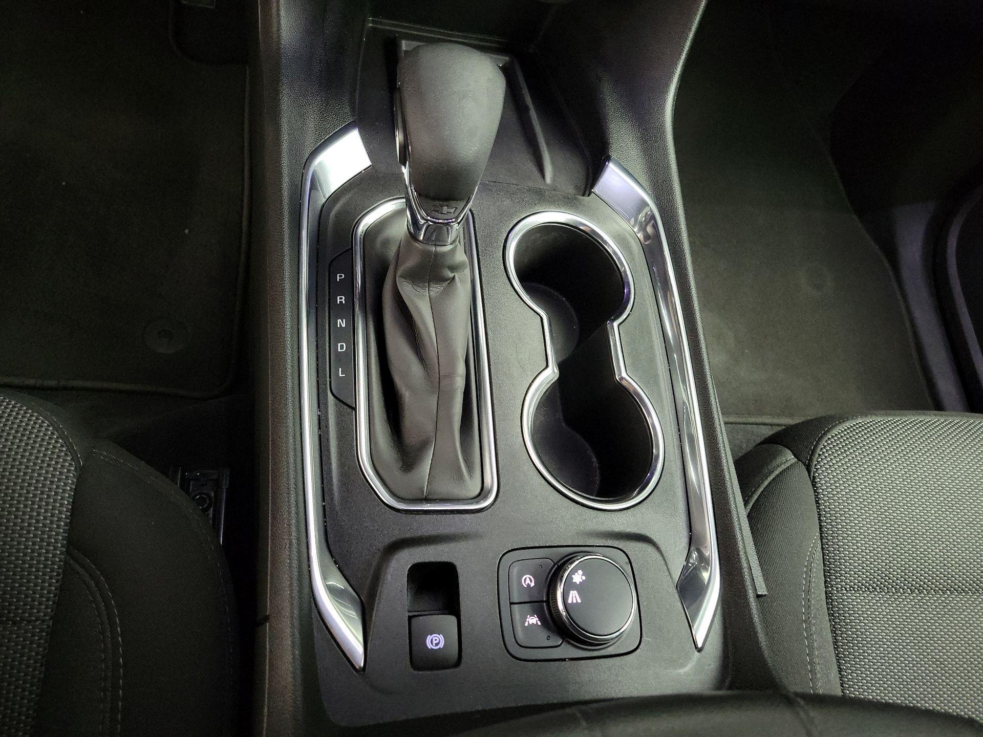 Thumbnail: 2023 Chevrolet Traverse - 18