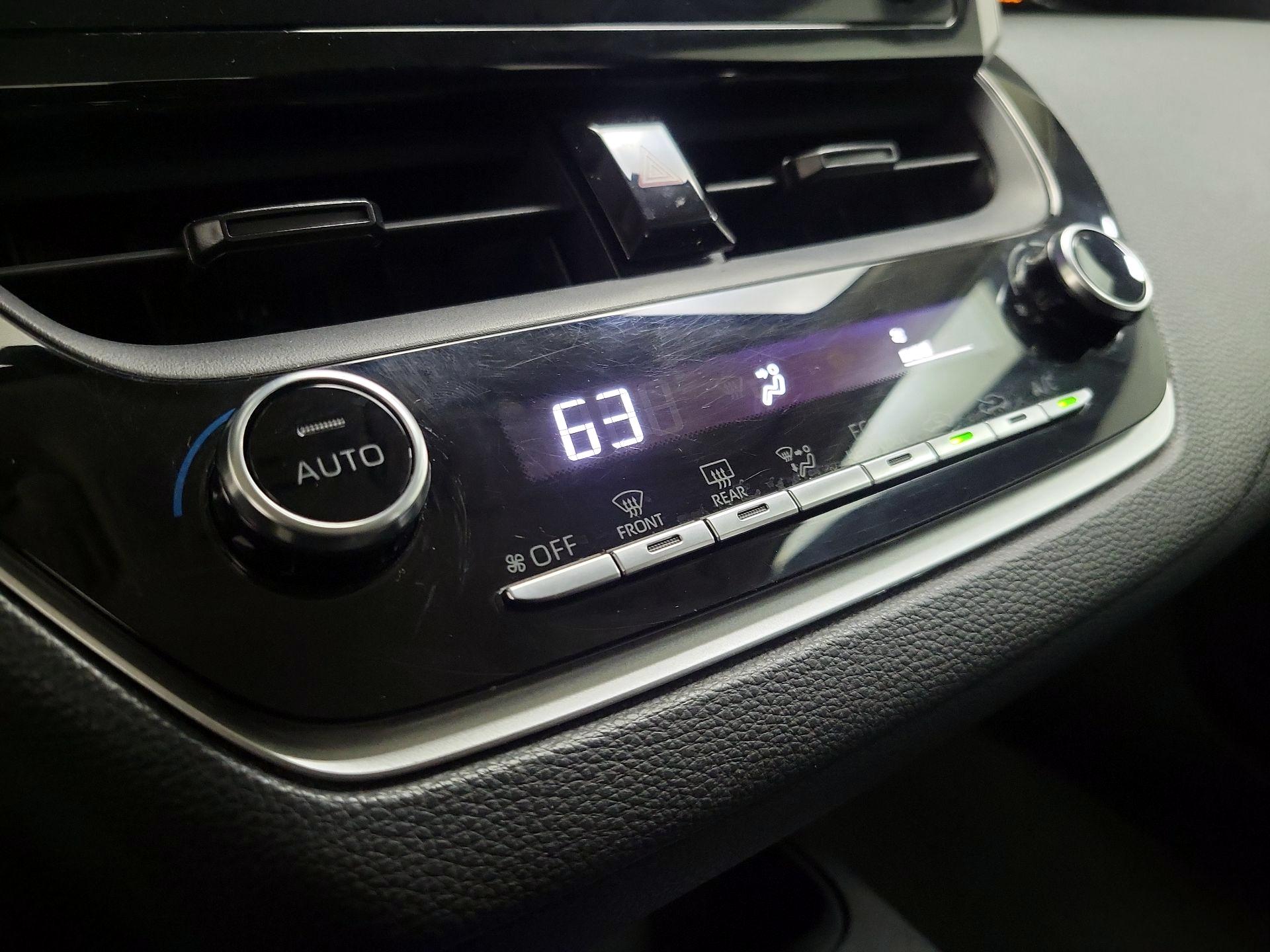 Thumbnail: 2020 Toyota Corolla - 16