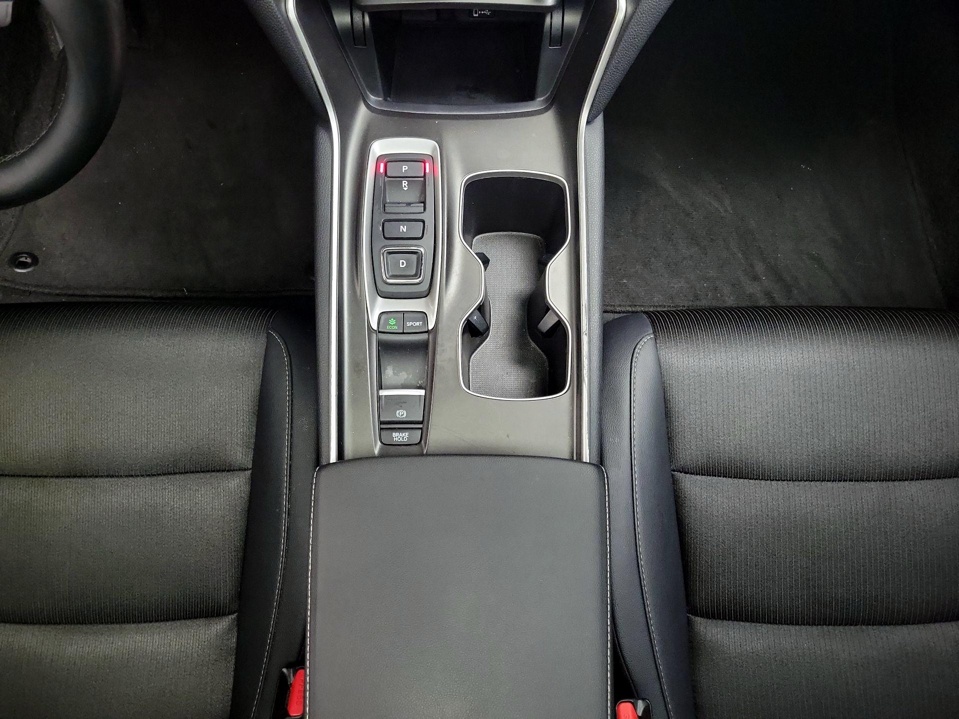 Thumbnail: 2020 Honda Accord - 17