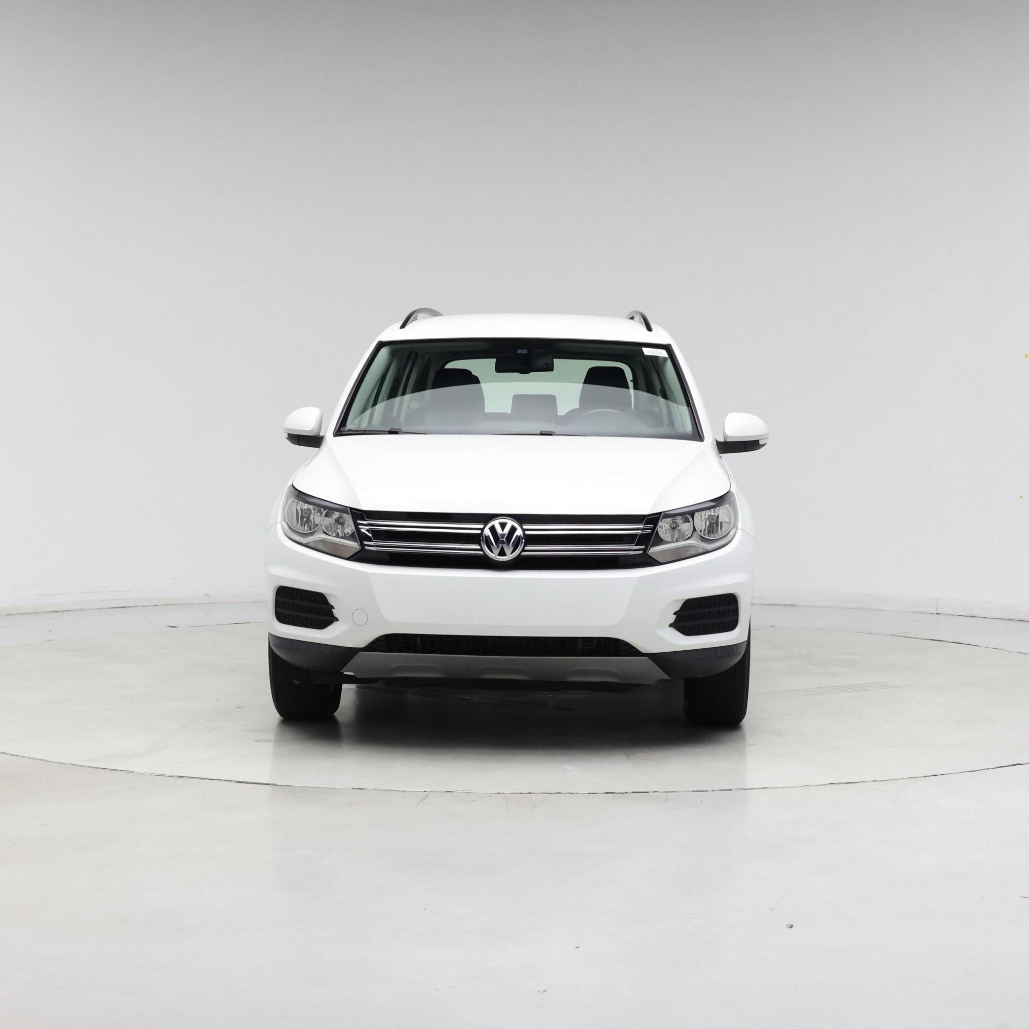 Thumbnail: 2016 Volkswagen Tiguan - 5