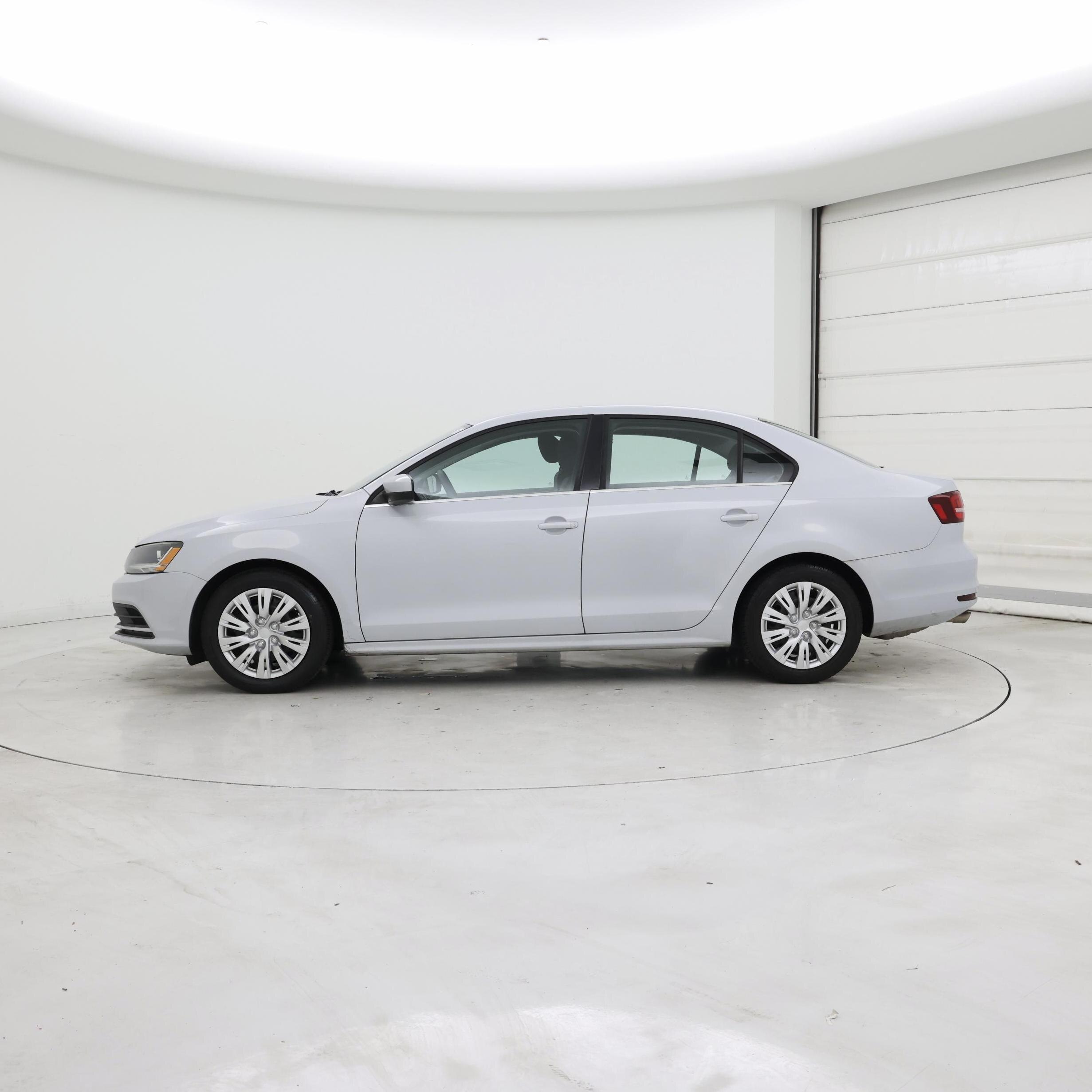 Thumbnail: 2017 Volkswagen Jetta - 3