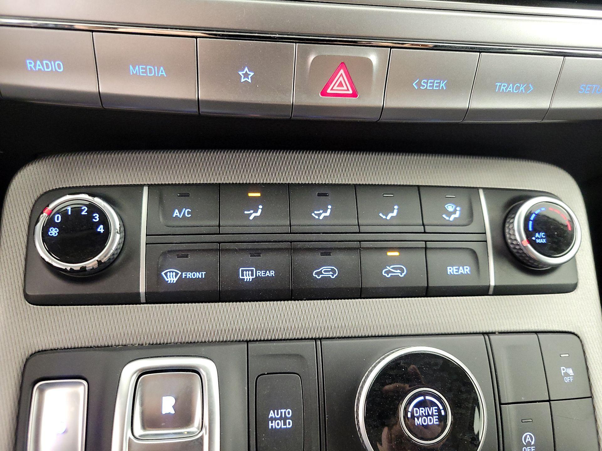 Thumbnail: 2021 Hyundai Palisade - 16